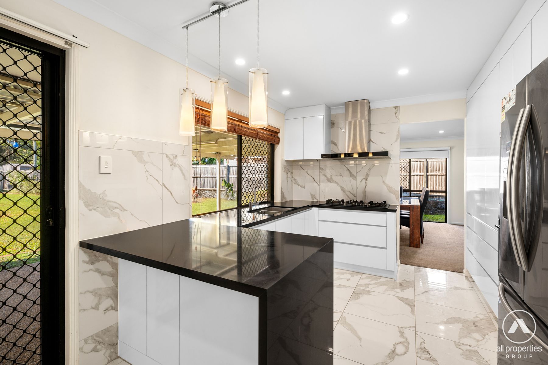 6 Torresian Place, Heritage Park QLD 4118, Heritage Park - Thumbnail 2