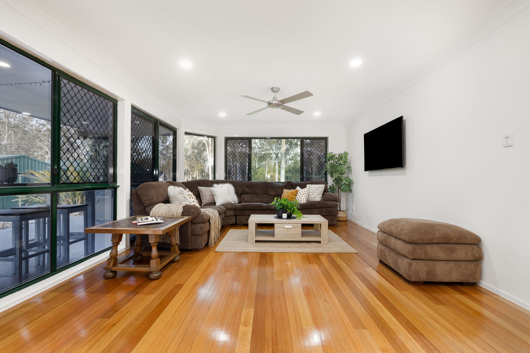122-124 Eildon Close, Munruben QLD 4125, Munruben - Thumbnail 8