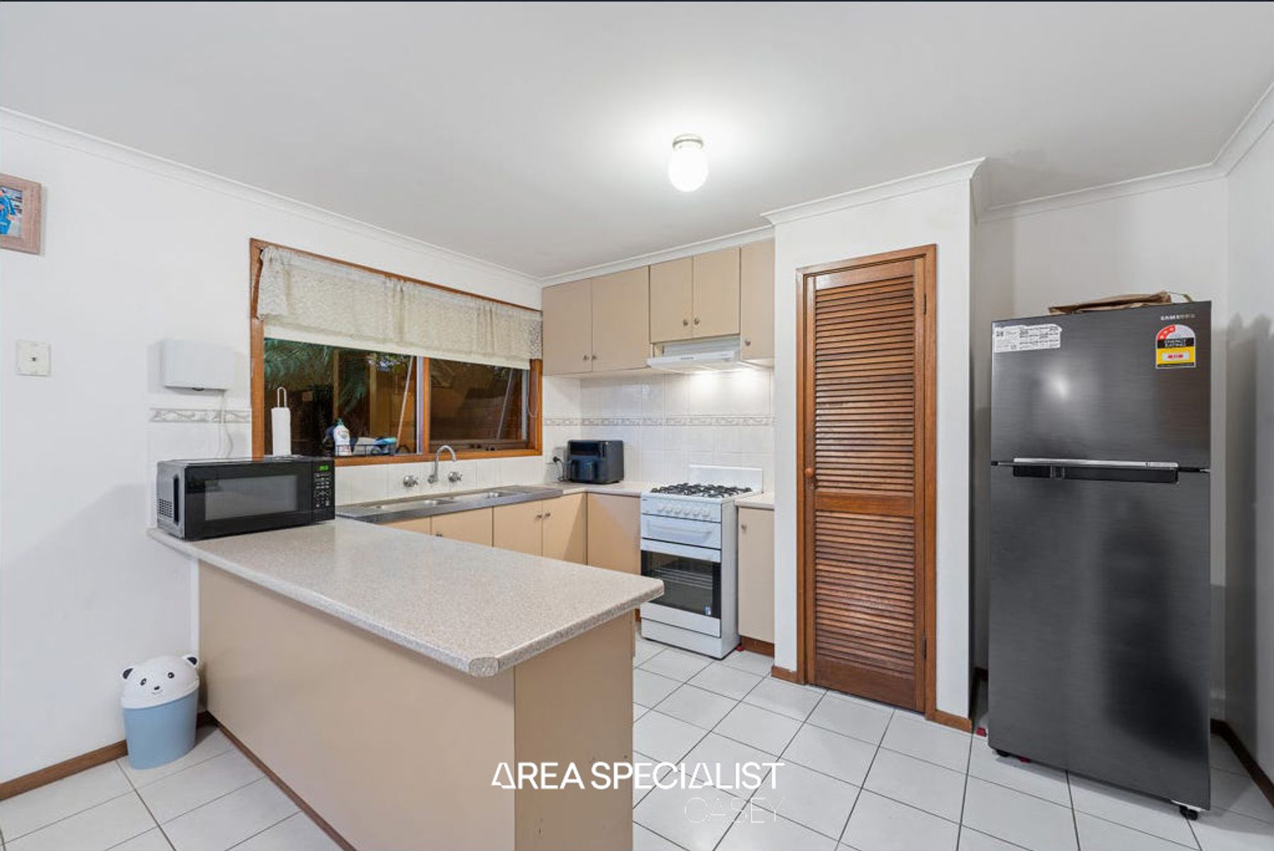 32 Strafford Avenue, Cranbourne, Cranbourne - Thumbnail 6