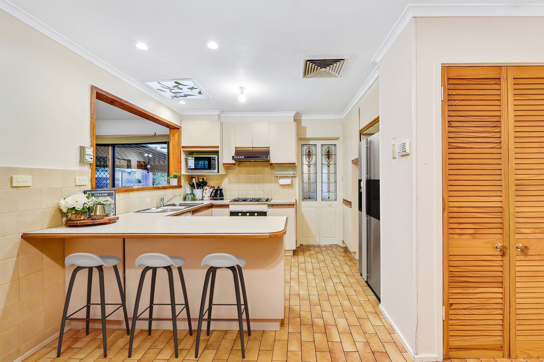 11 Rowena Court, Keysborough, VIC 3173, Keysborough - Thumbnail 7