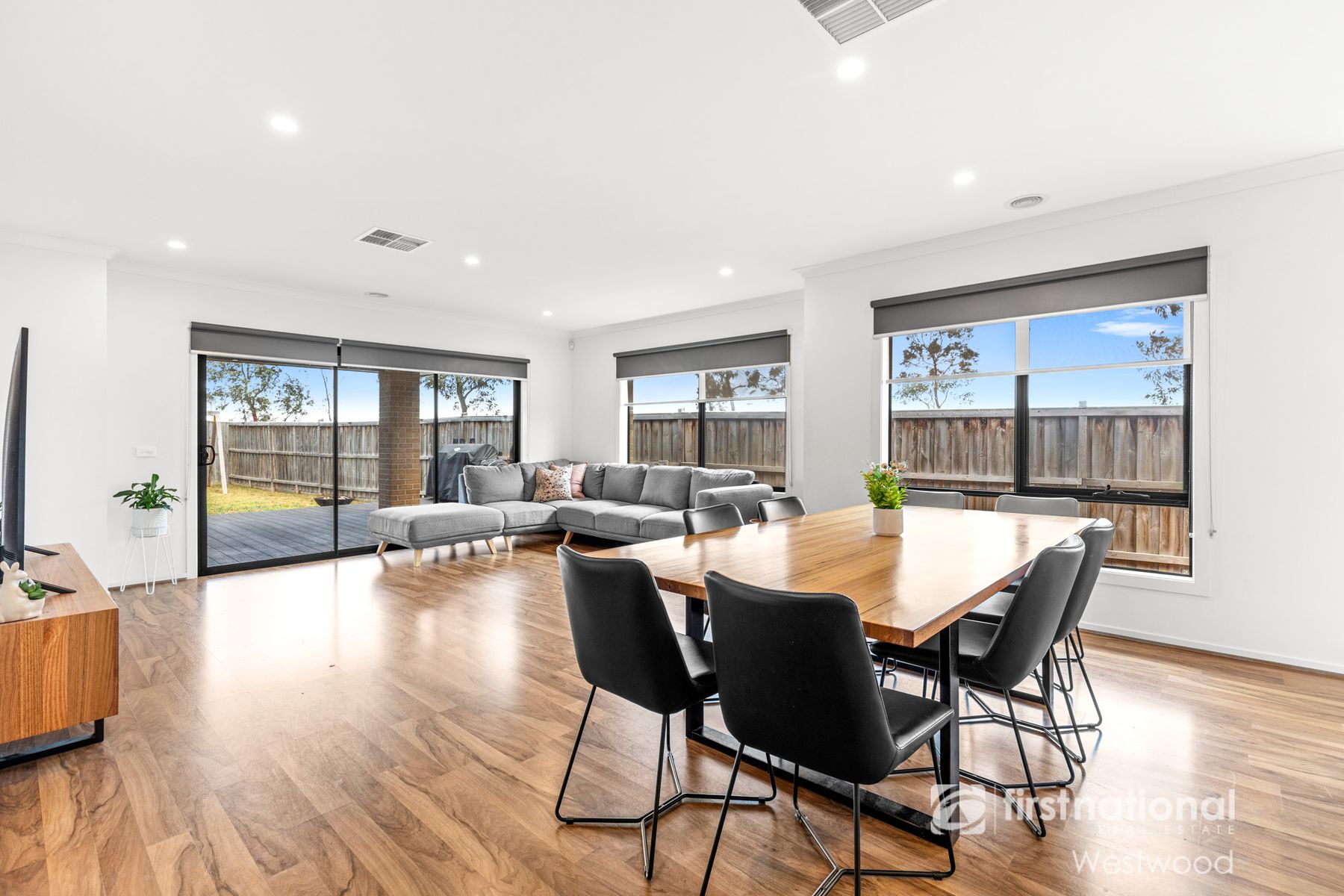 9 Showbridge Way, Werribee VIC 3030, Werribee - Thumbnail 6