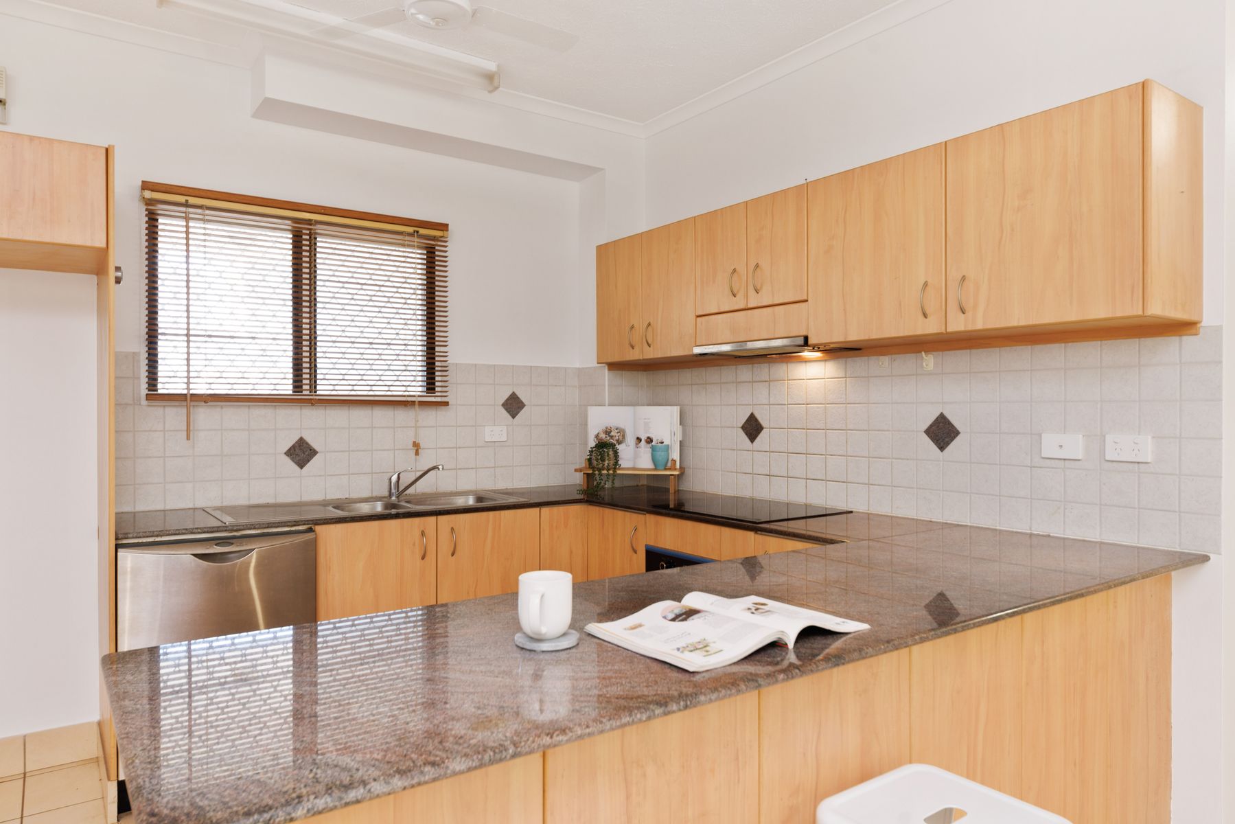 10/80 Woods Street, Darwin City NT 0800, Darwin City - Thumbnail 7