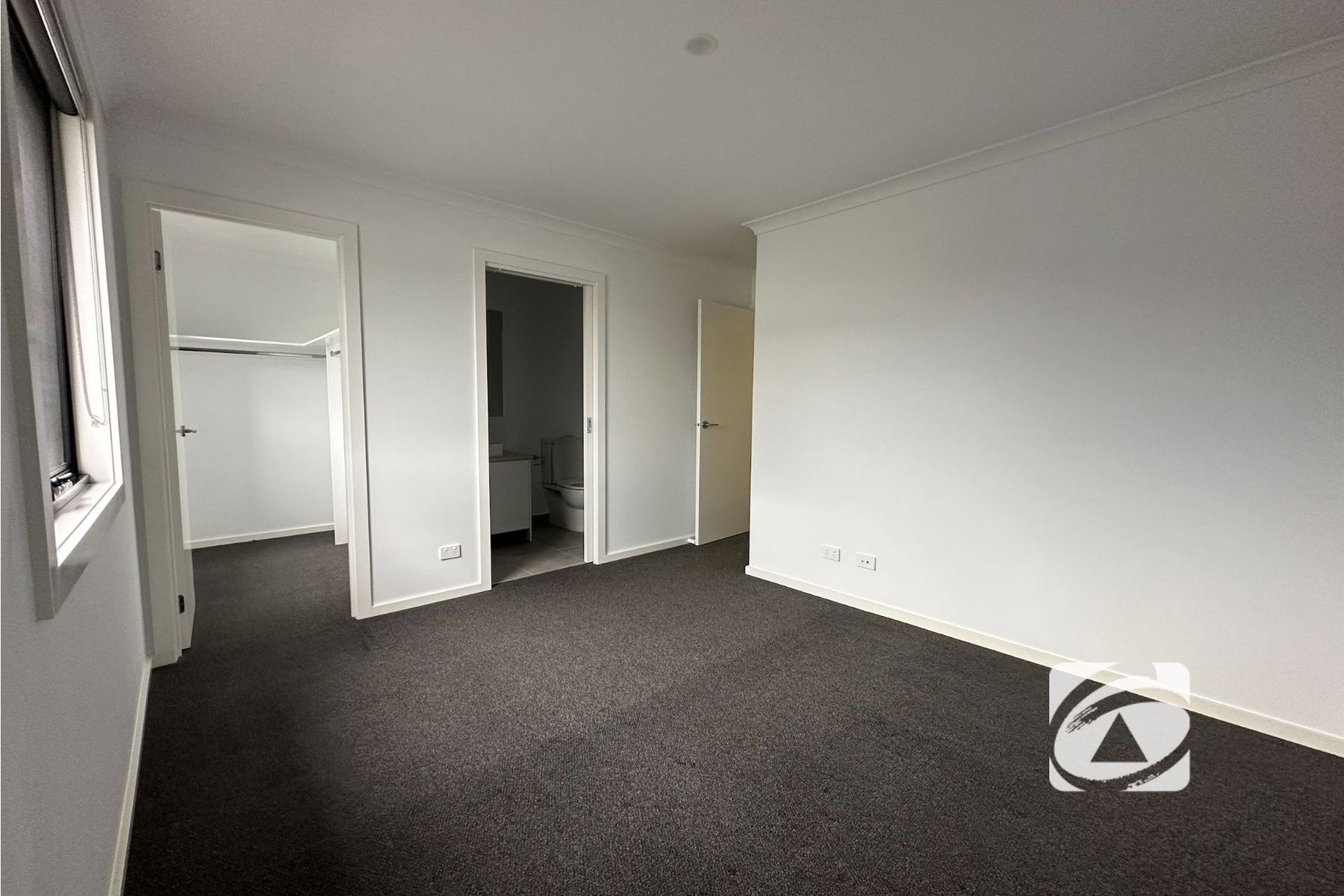 16 Slattery Place, Pakenham VIC 3810, Pakenham - Thumbnail 7