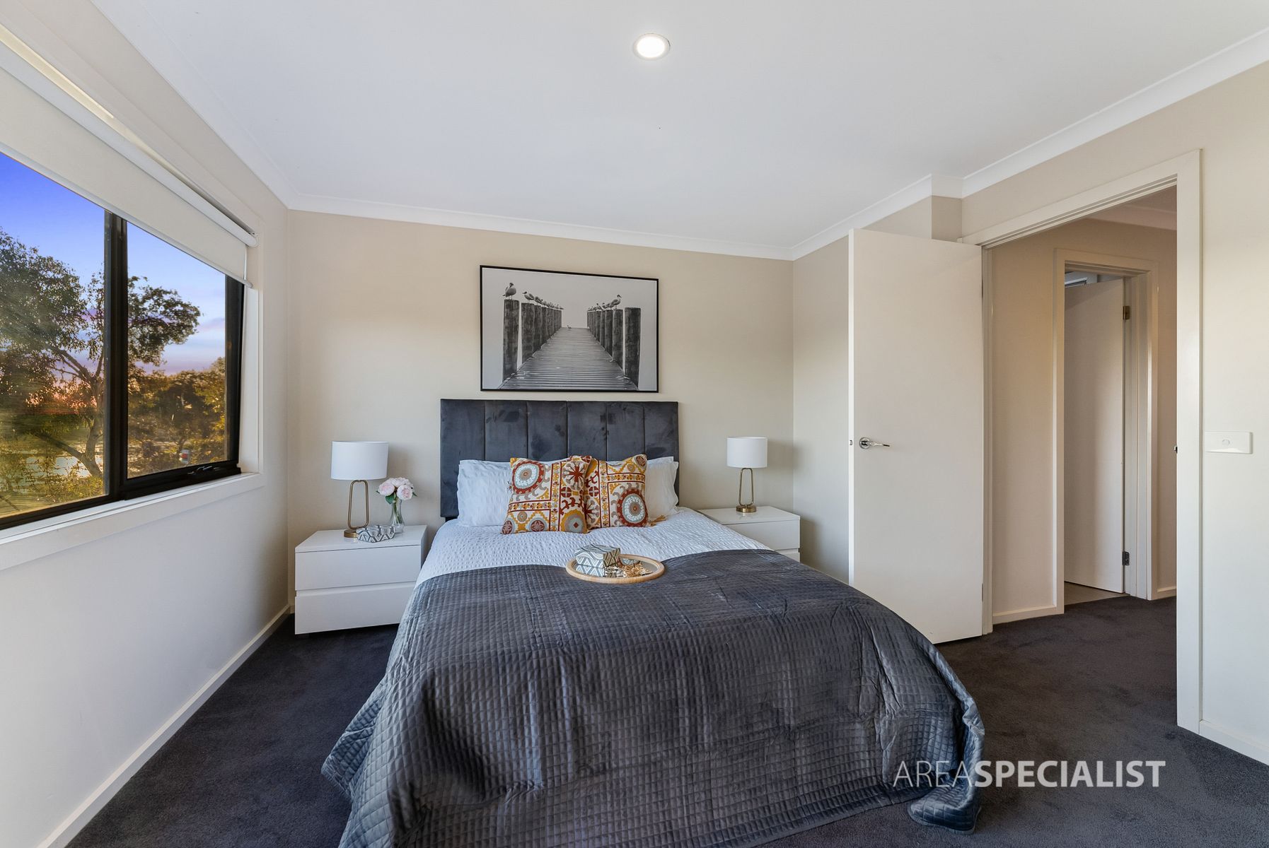 36 Featherbrook Drive, Point Cook, VIC 3030, Point Cook - Thumbnail 5