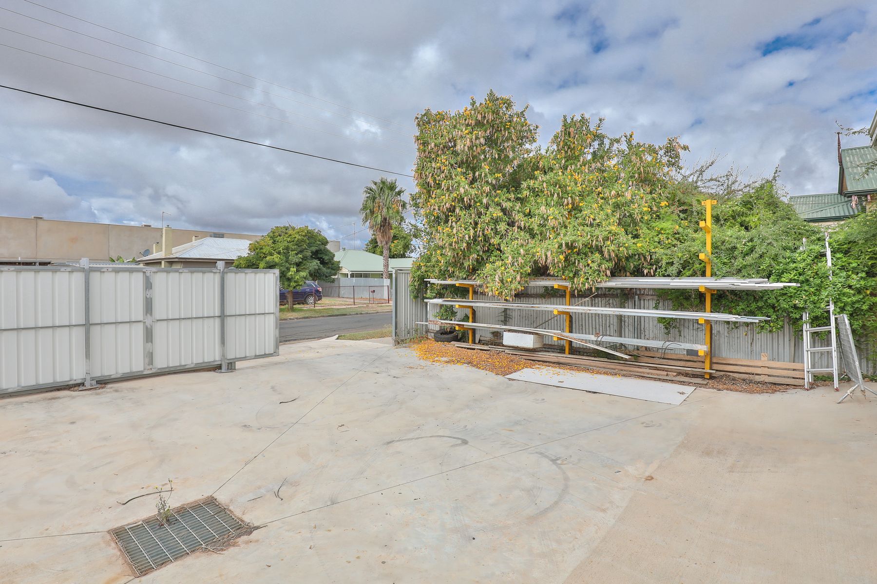 51 Tenth Street, Mildura - Thumbnail 3