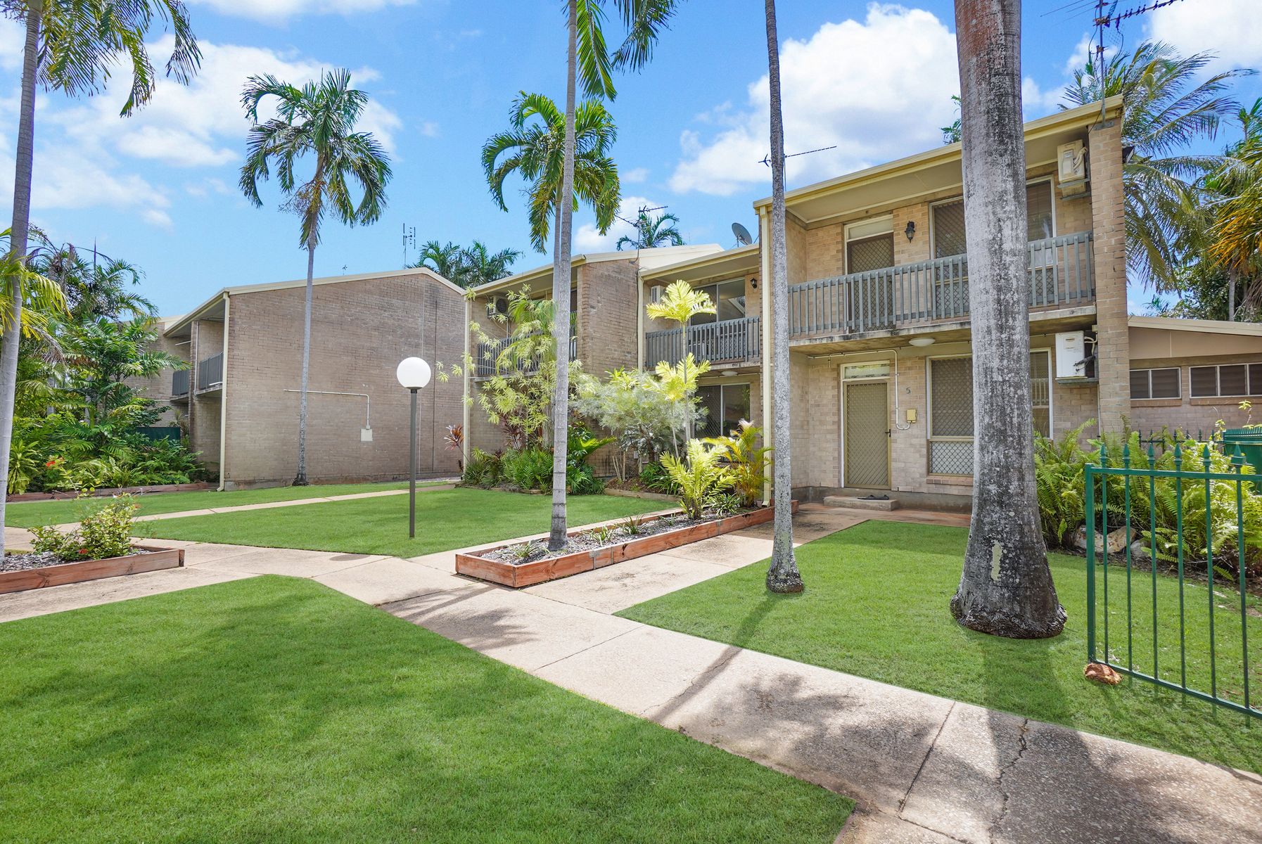 6/2 Easther Crescent, Coconut Grove NT 0810, Coconut Grove - Thumbnail 2