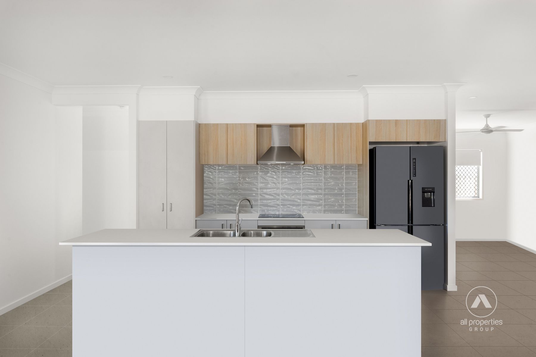 6 Whalleys Street, Coomera QLD 4209, Coomera - Thumbnail 2