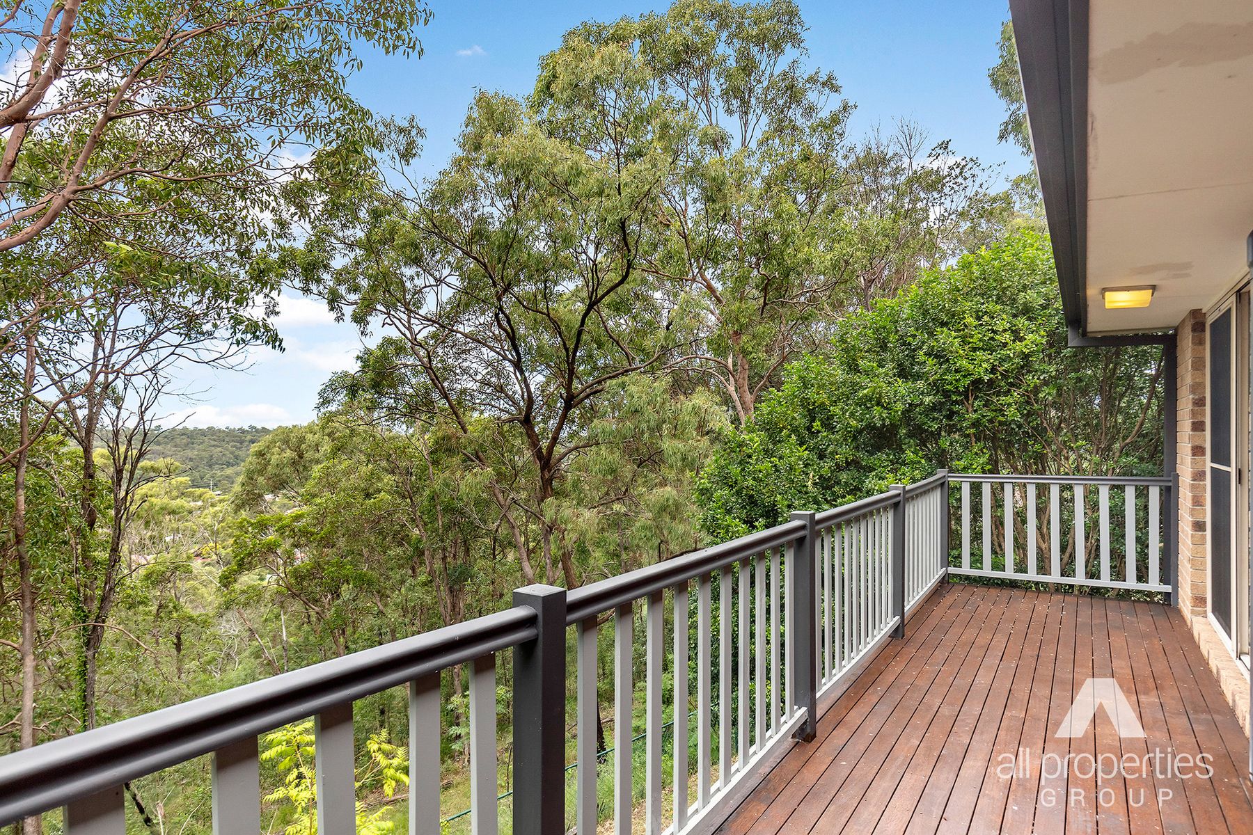 17 Crestridge Crescent, Oxenford QLD 4210, Oxenford - Thumbnail 3