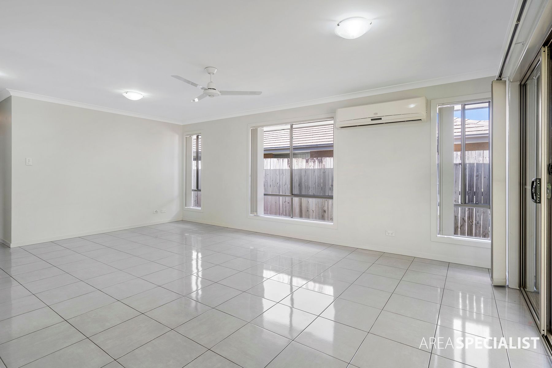 5 Coggins Street, Caboolture South, QLD 4510, Caboolture South - Thumbnail 5