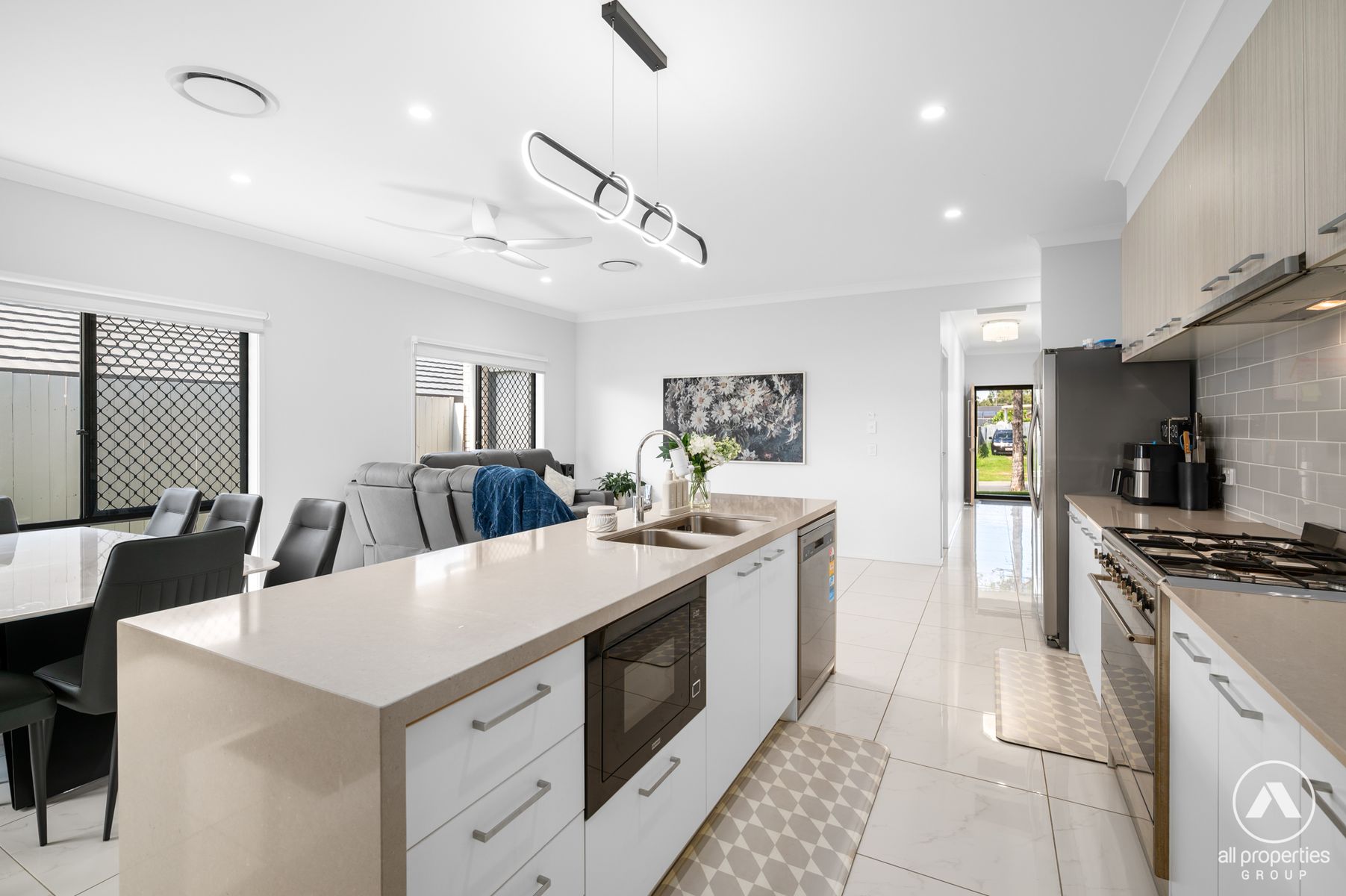 59a Blackwell Street, Hillcrest QLD 4118, Hillcrest - Thumbnail 4