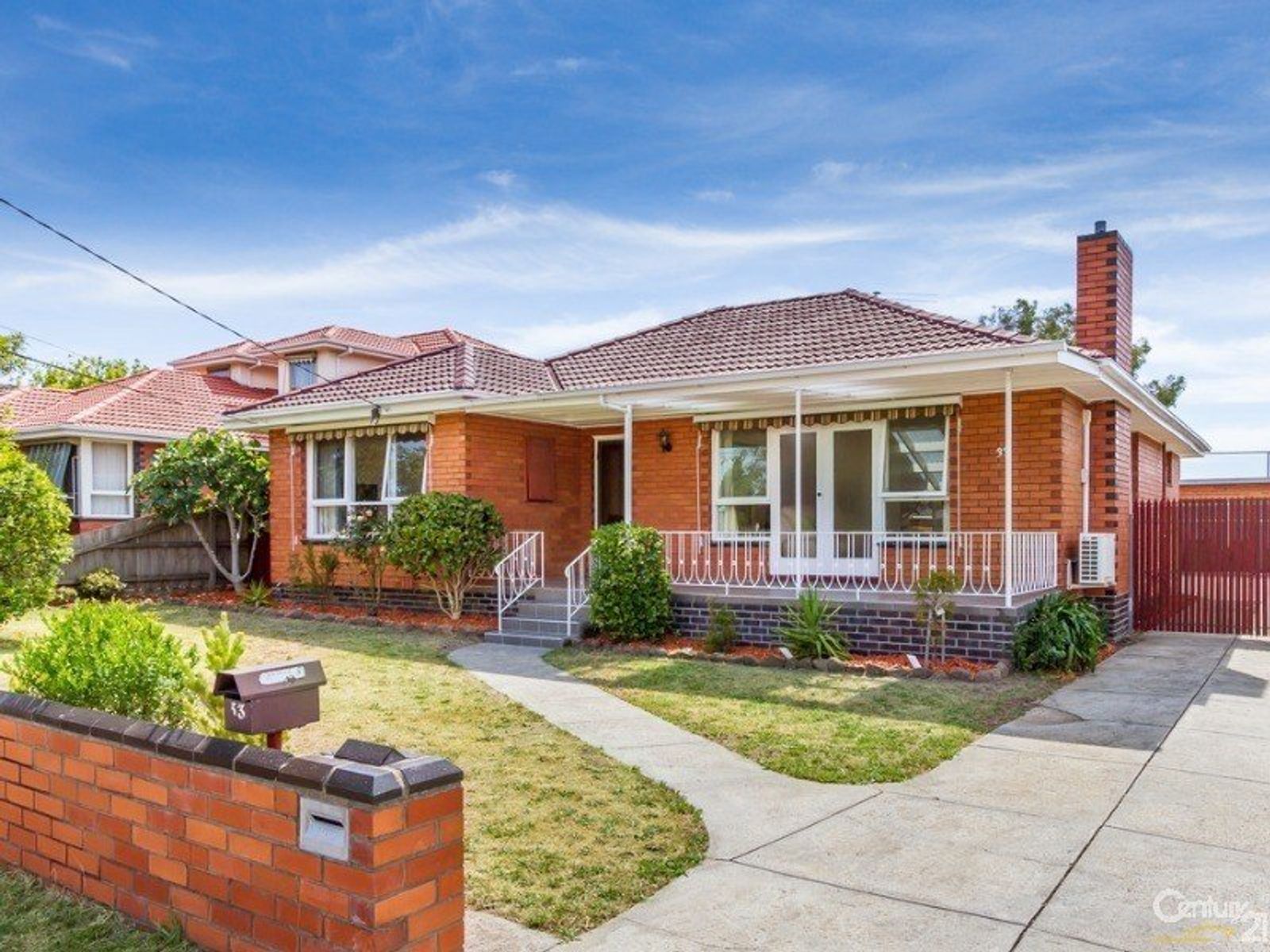 33 Diosma Drive, Glen Waverley, VIC 3150, Glen Waverley - Thumbnail 2