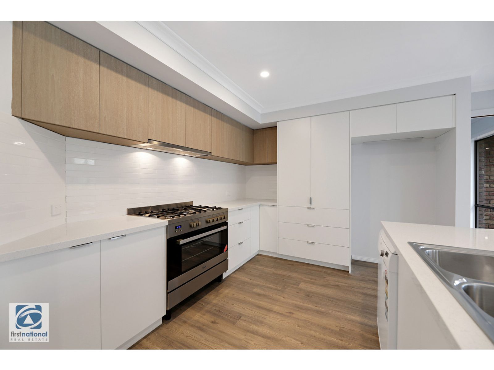 19 Eade Avenue, Warragul, VIC 3820, Warragul - Thumbnail 7
