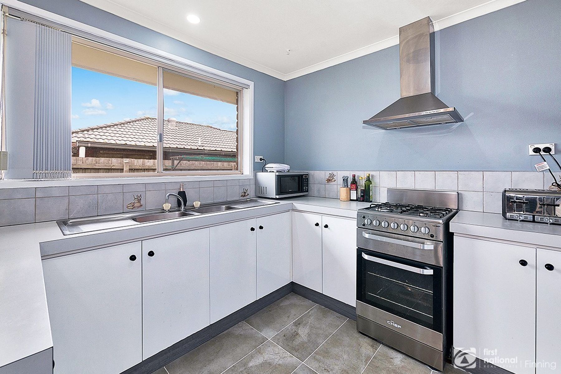 2/1 Wills Court, Cranbourne North VIC 3977, Cranbourne North - Thumbnail 4