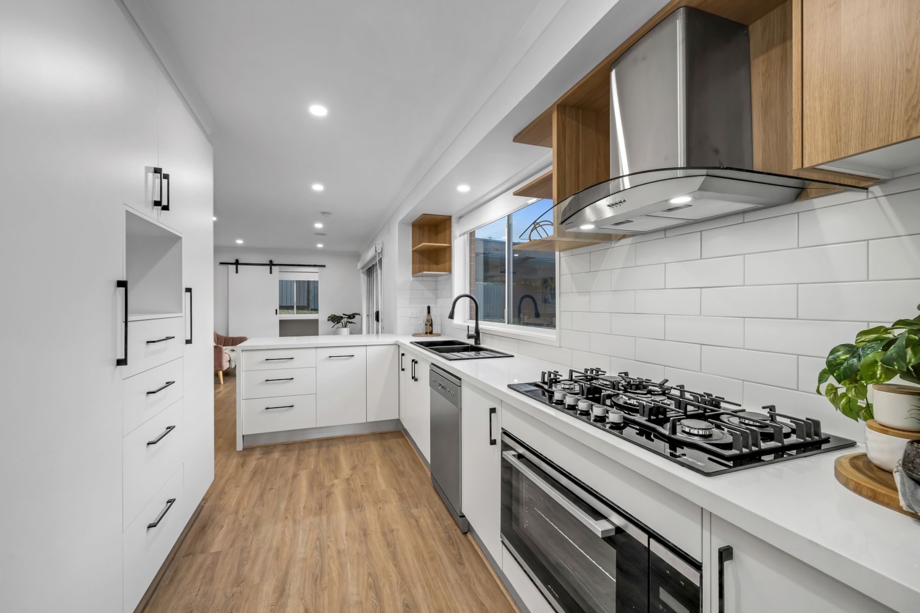 10 Bootie Court, Endeavour Hills, VIC 3802, Endeavour Hills - Thumbnail 4