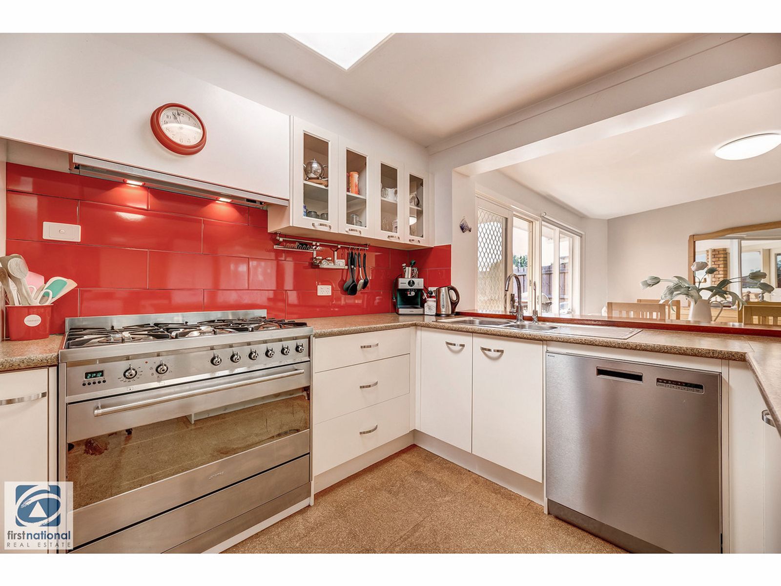 8 Burnett Street, Yarragon, VIC 3823, Yarragon - Thumbnail 7