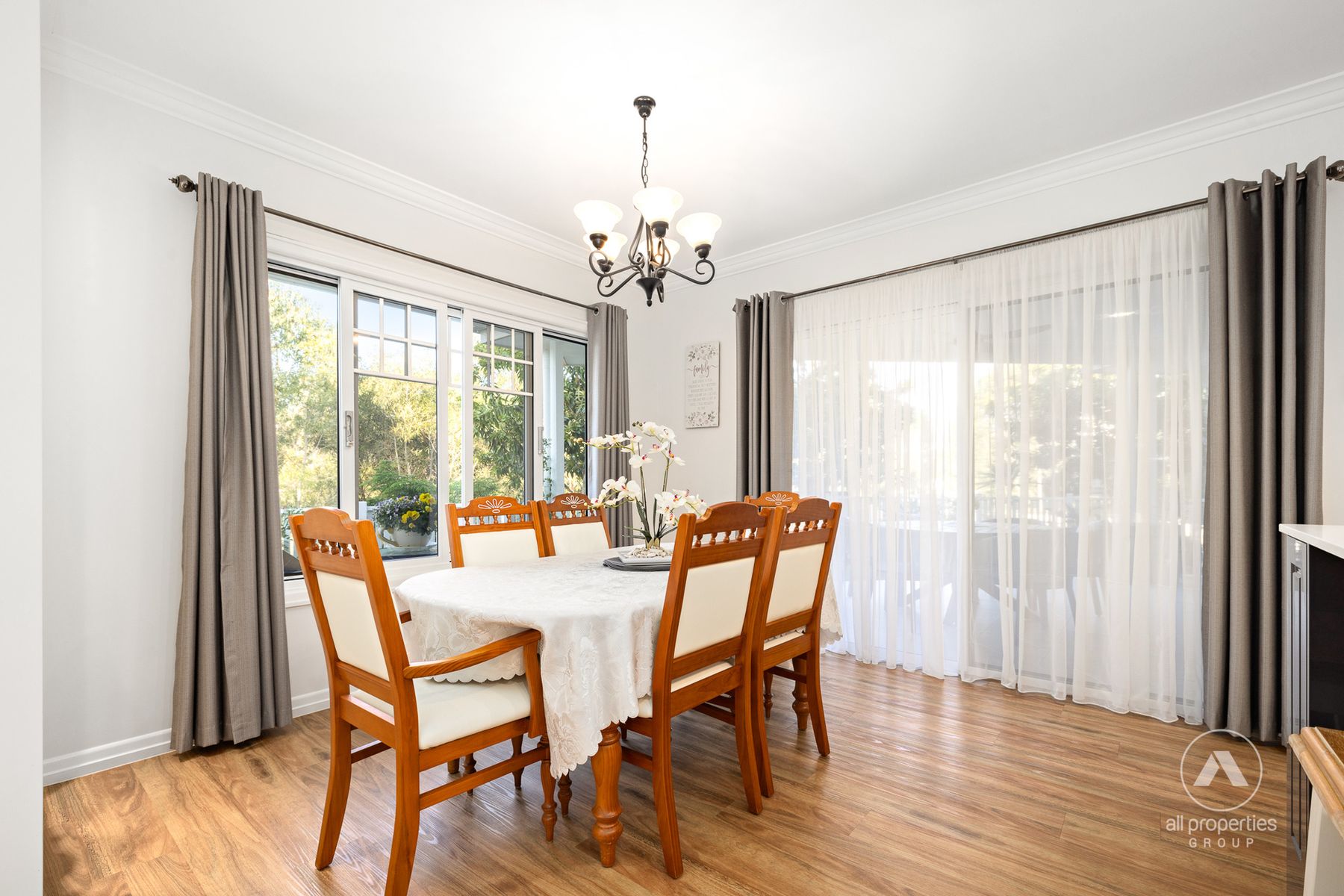 8 Abbeydale Road, Greenbank QLD 4124, Greenbank - Thumbnail 8