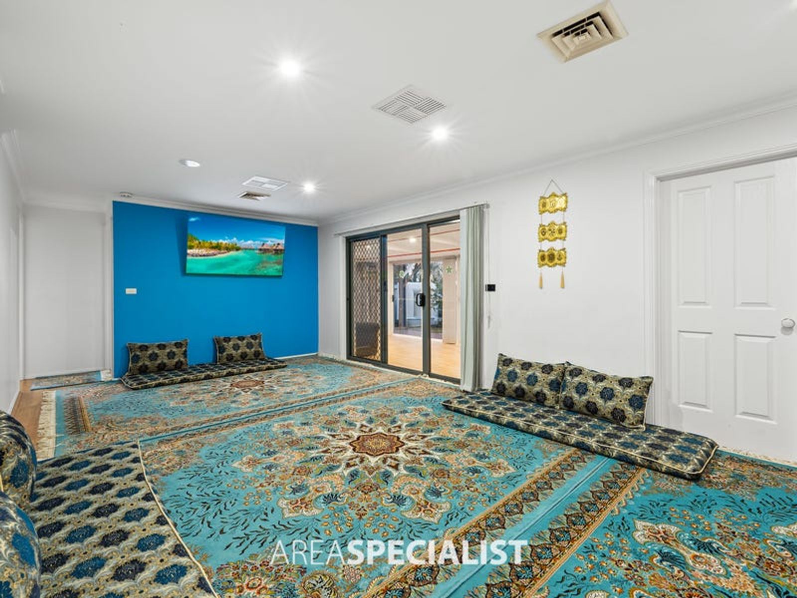 11 Michelle Drive, Hampton Park, VIC 3976, Hampton Park - Thumbnail 3