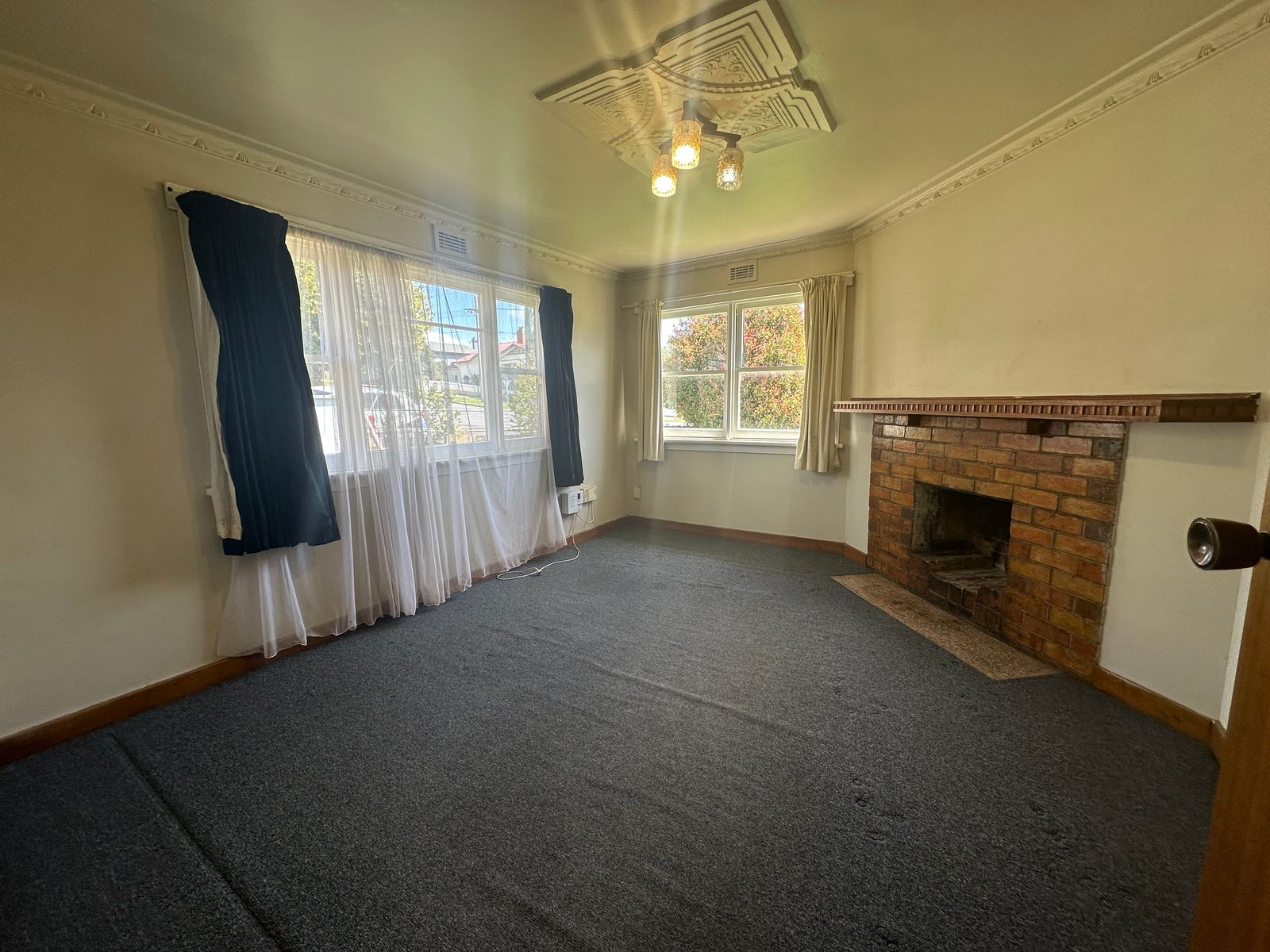19 West Barrack Street, Deloraine TAS 7304, Deloraine - Thumbnail 4