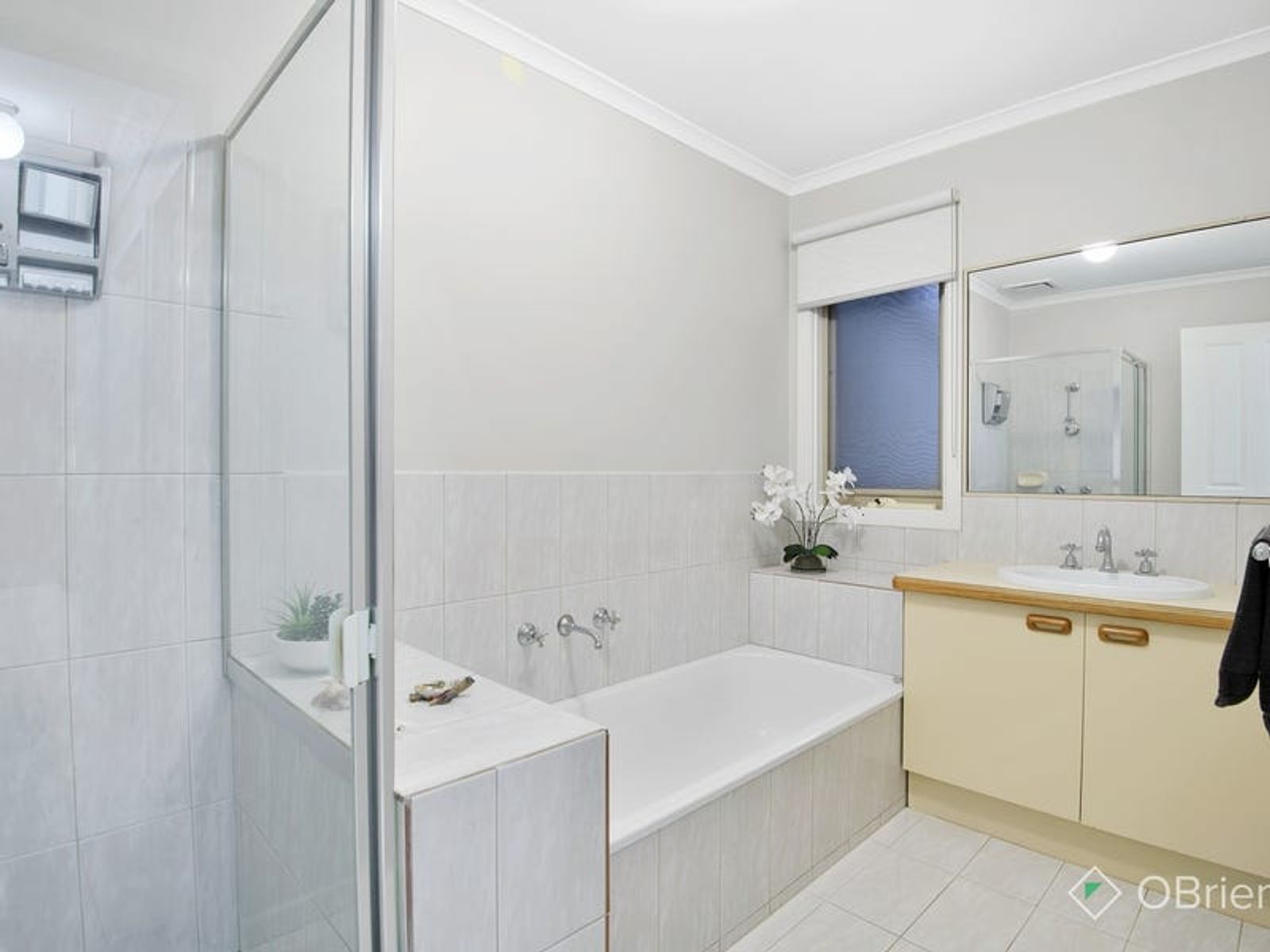 118 Gleneagles Drive, Endeavour Hills, VIC 3802, Endeavour Hills - Thumbnail 8
