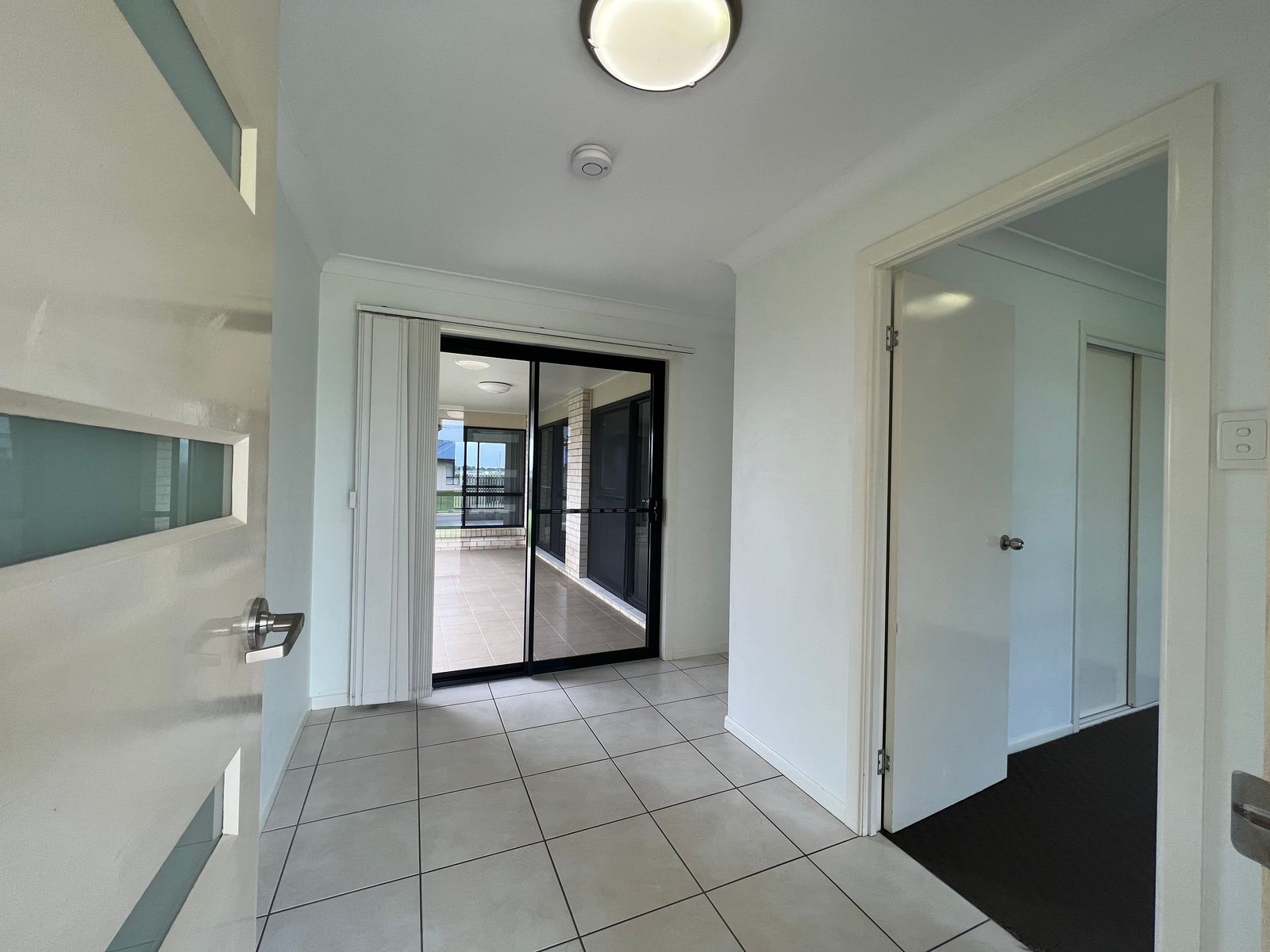 4 Dianella Drive, Glenella QLD 4740, Glenella - Thumbnail 2