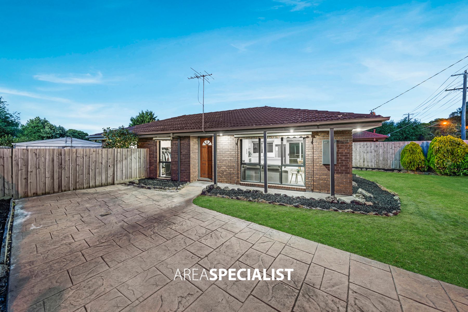 161 Camms Road, Cranbourne, VIC 3977, Cranbourne - Thumbnail 2