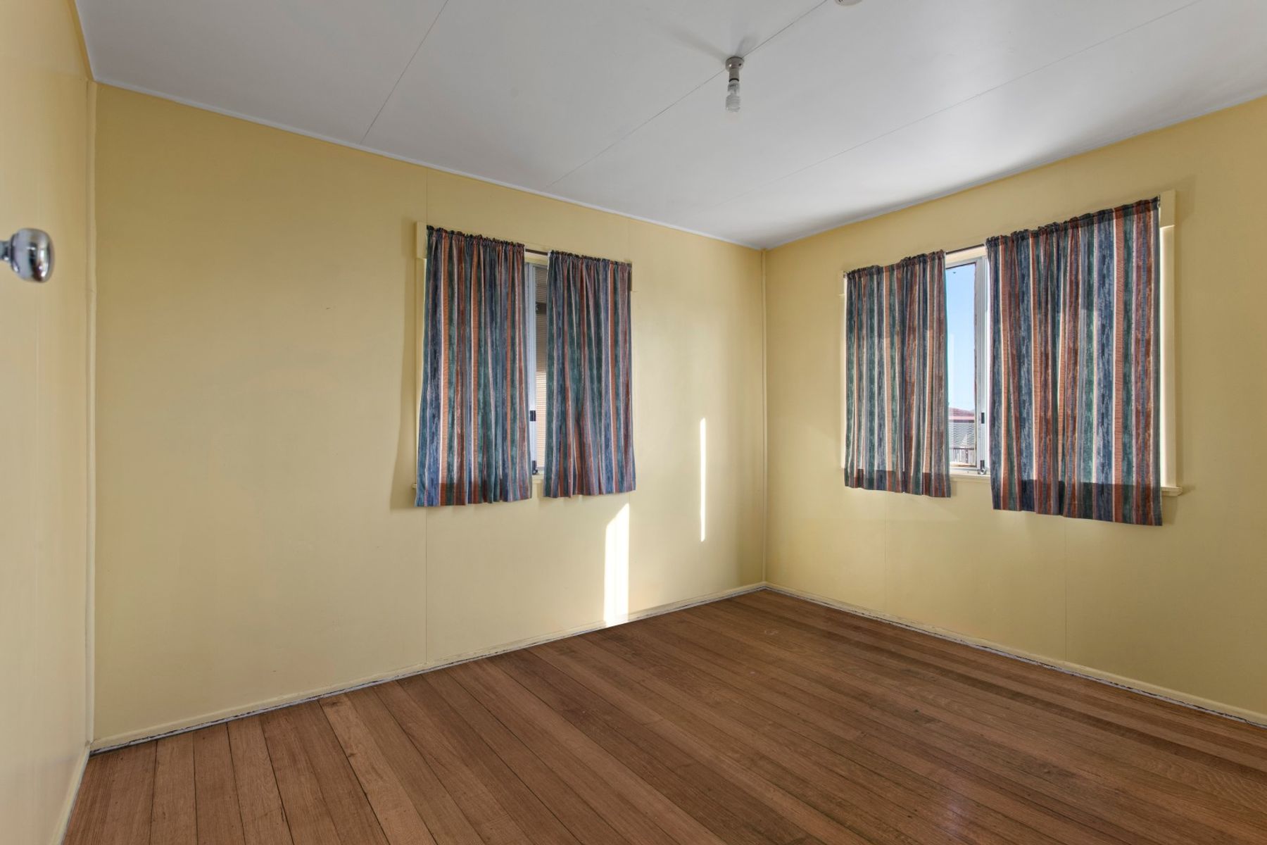 1 Carlyle Street, Riverview QLD 4303, Riverview - Thumbnail 8
