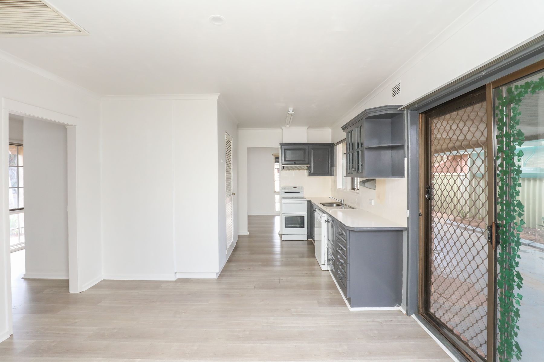 8 Bundarra Court, Mildura - Thumbnail 6