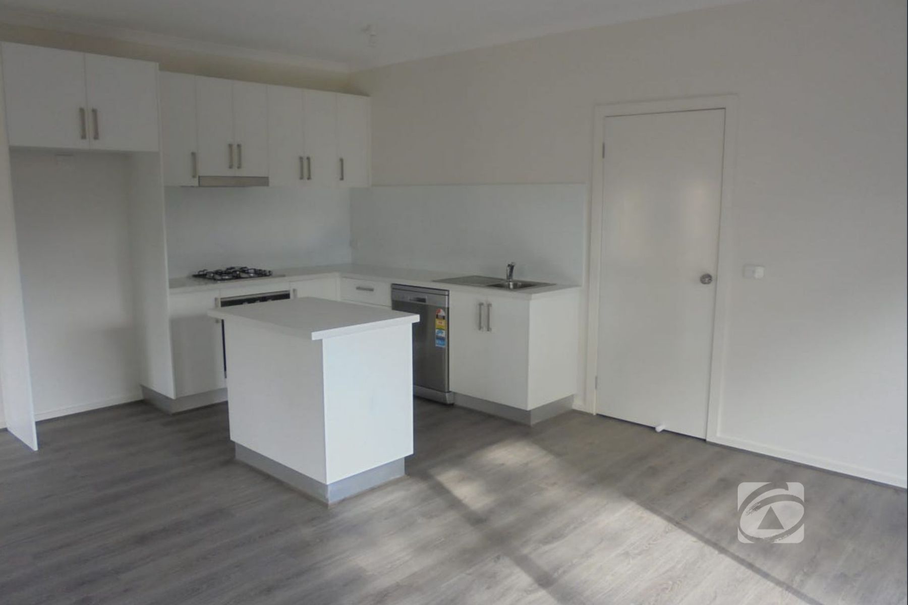 7/50 Dawn Avenue, Dandenong VIC 3175, Dandenong - Thumbnail 2
