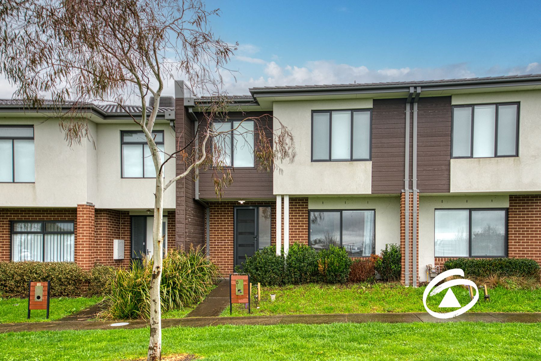 8 Todd Lane, Pakenham VIC 3810