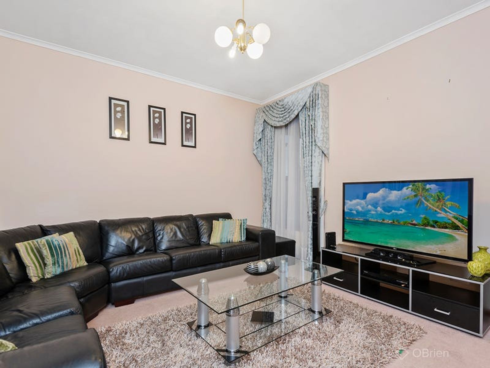 21 John Hunter Drive, Endeavour Hills, VIC 3802, Endeavour Hills - Thumbnail 2