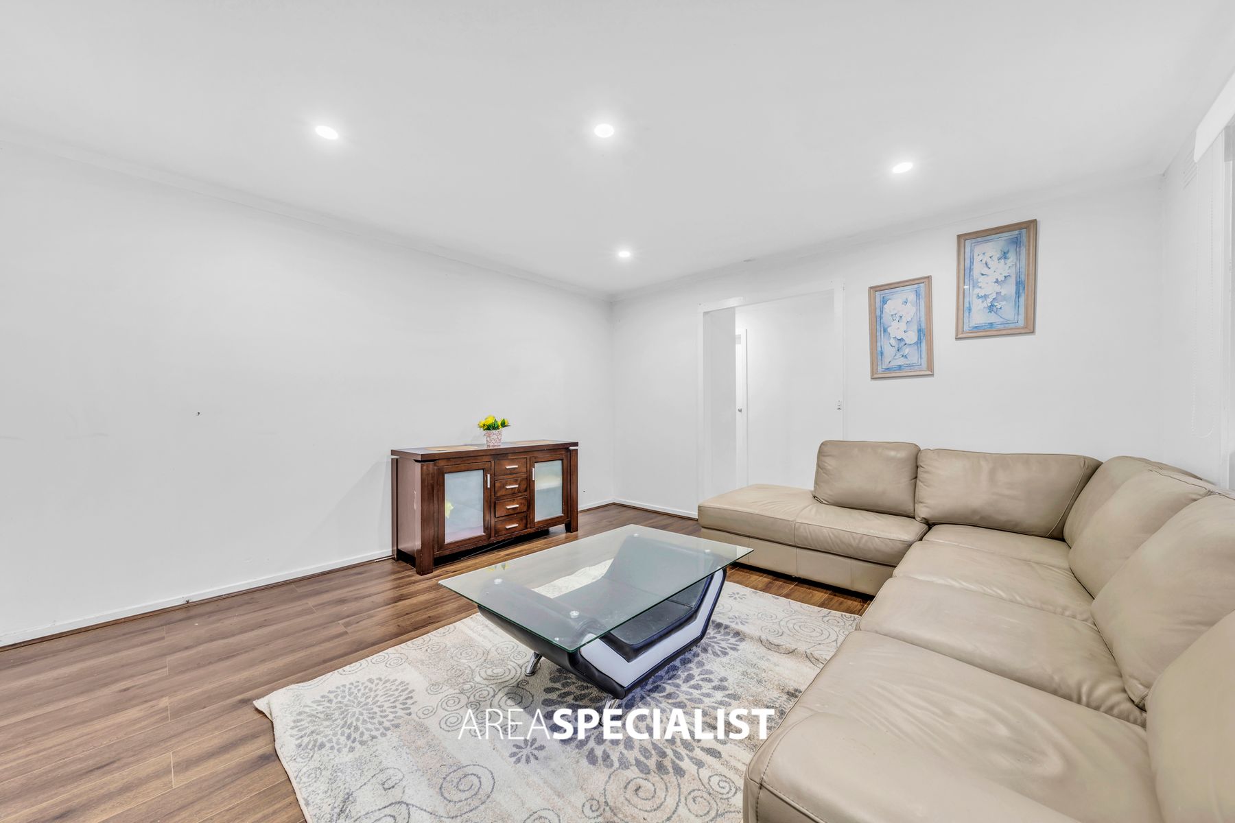 27 Dunbar Avenue, Cranbourne, VIC 3977, Cranbourne - Thumbnail 5