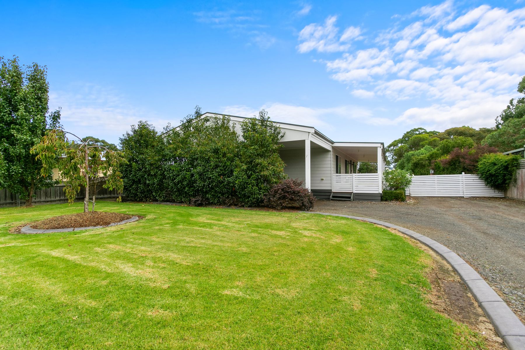 7 Sparks Lane, Toongabbie, VIC 3856, Toongabbie - Thumbnail 2