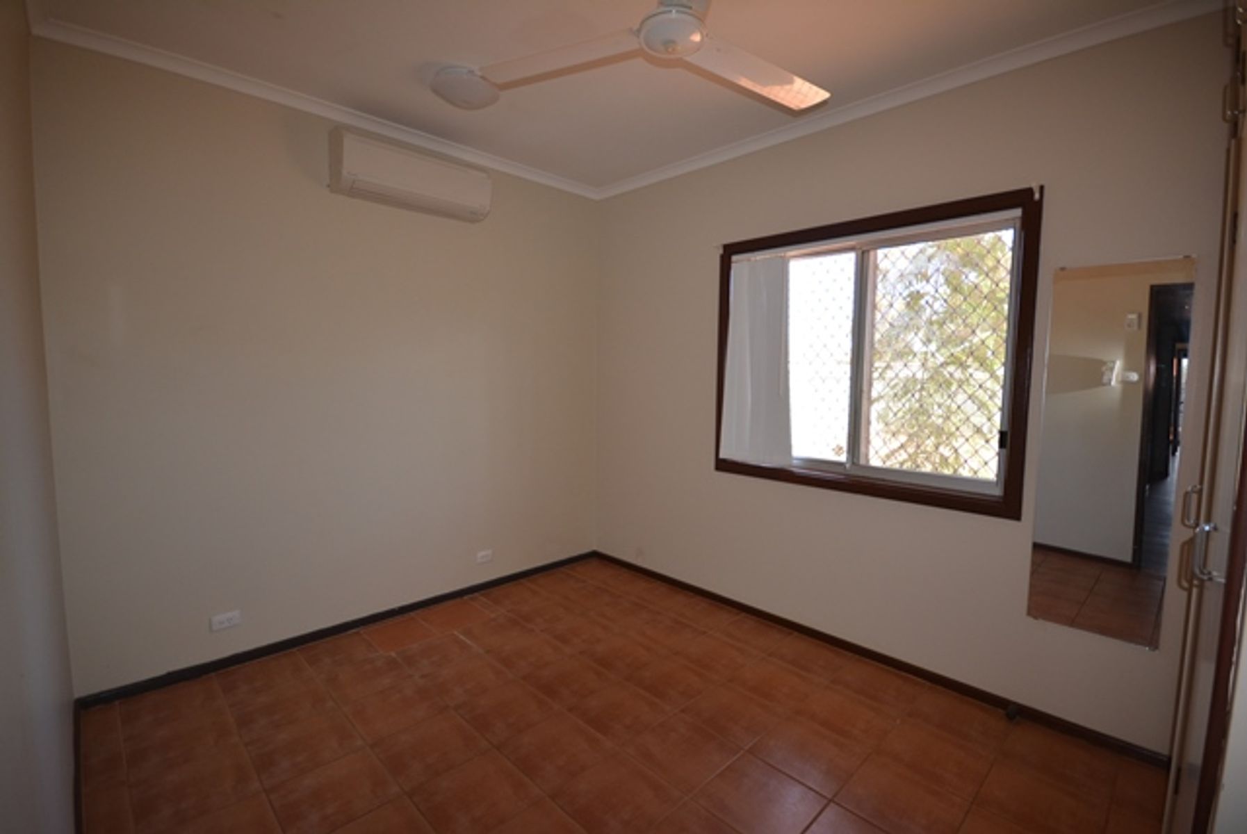 18 Steamer Avenue, South Hedland WA 6722, South Hedland - Thumbnail 5