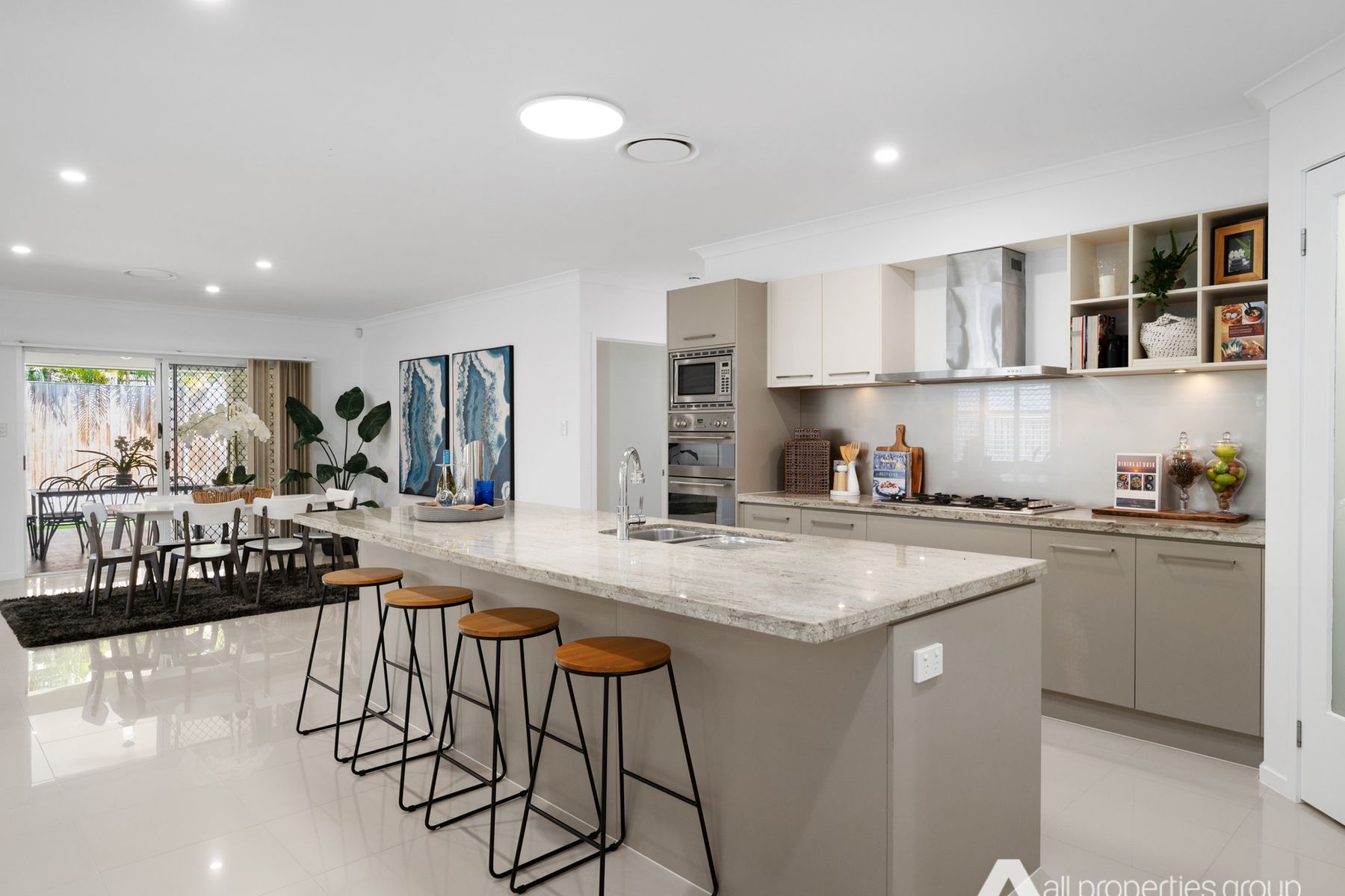 31 Oak Street, Heathwood QLD 4110, Heathwood - Thumbnail 2