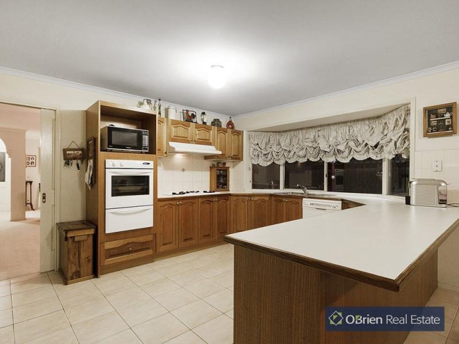 26 Parkwood Drive, Narre Warren South, VIC 3805, Narre Warren South - Thumbnail 2