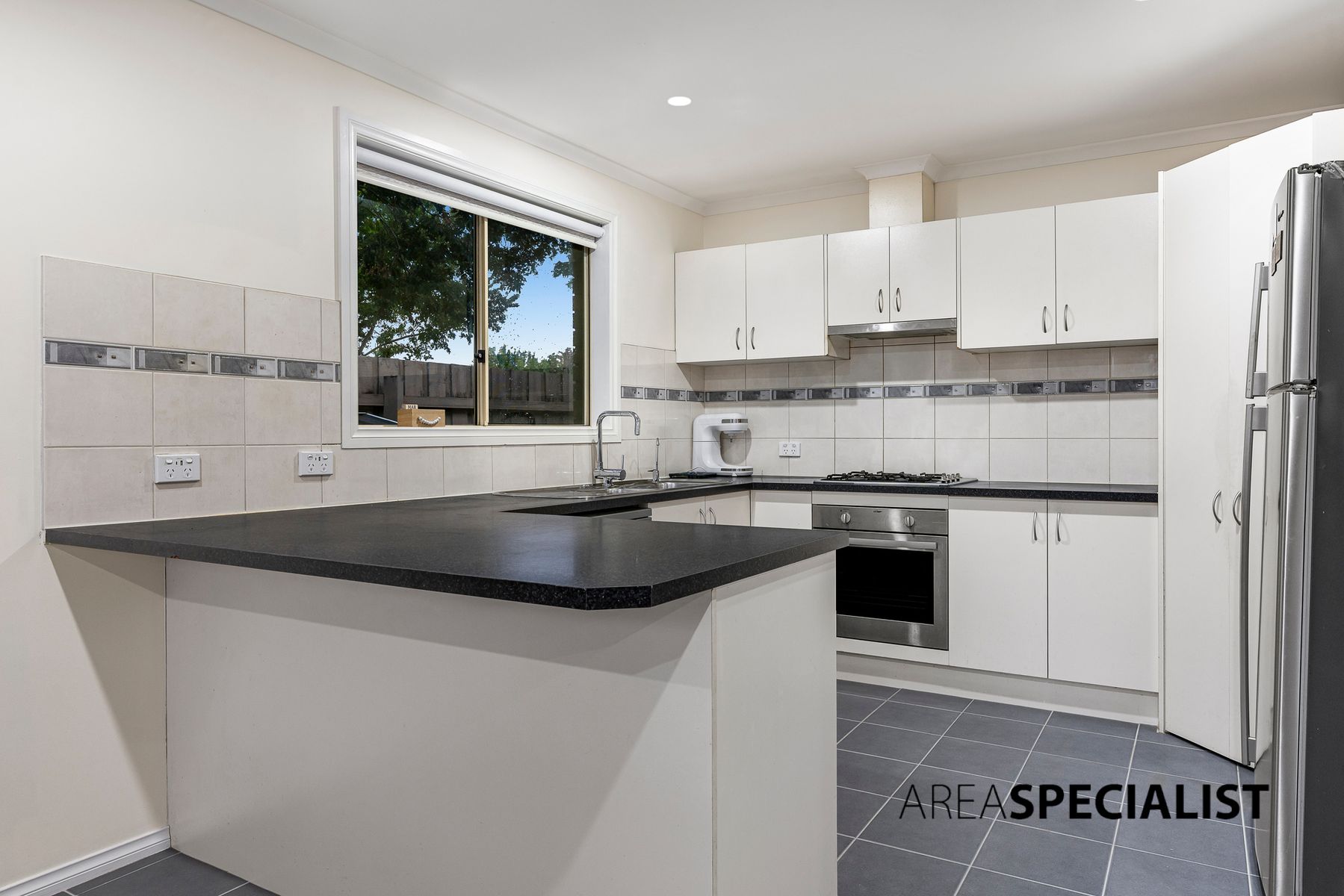58 Bellarine Drive, Cranbourne, Cranbourne - Thumbnail 3