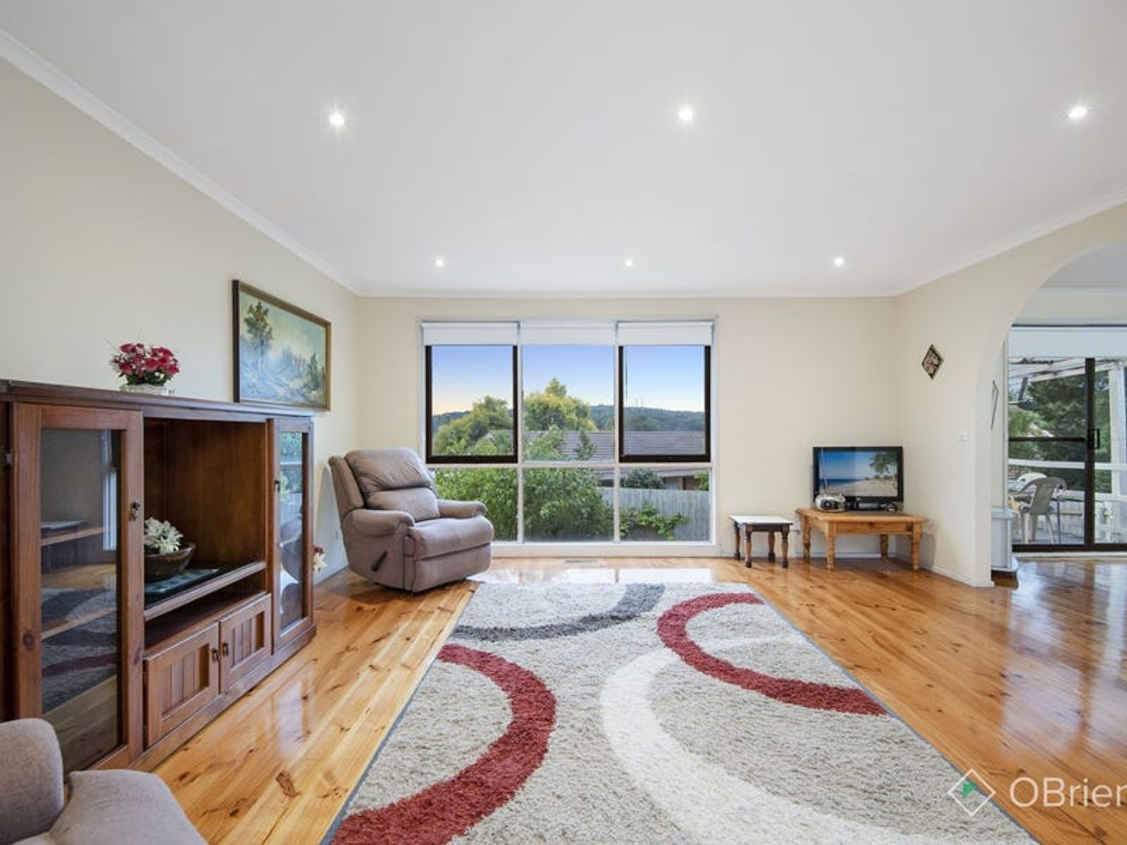 12 Paula Terrace, Endeavour Hills, VIC 3802, Endeavour Hills - Thumbnail 2