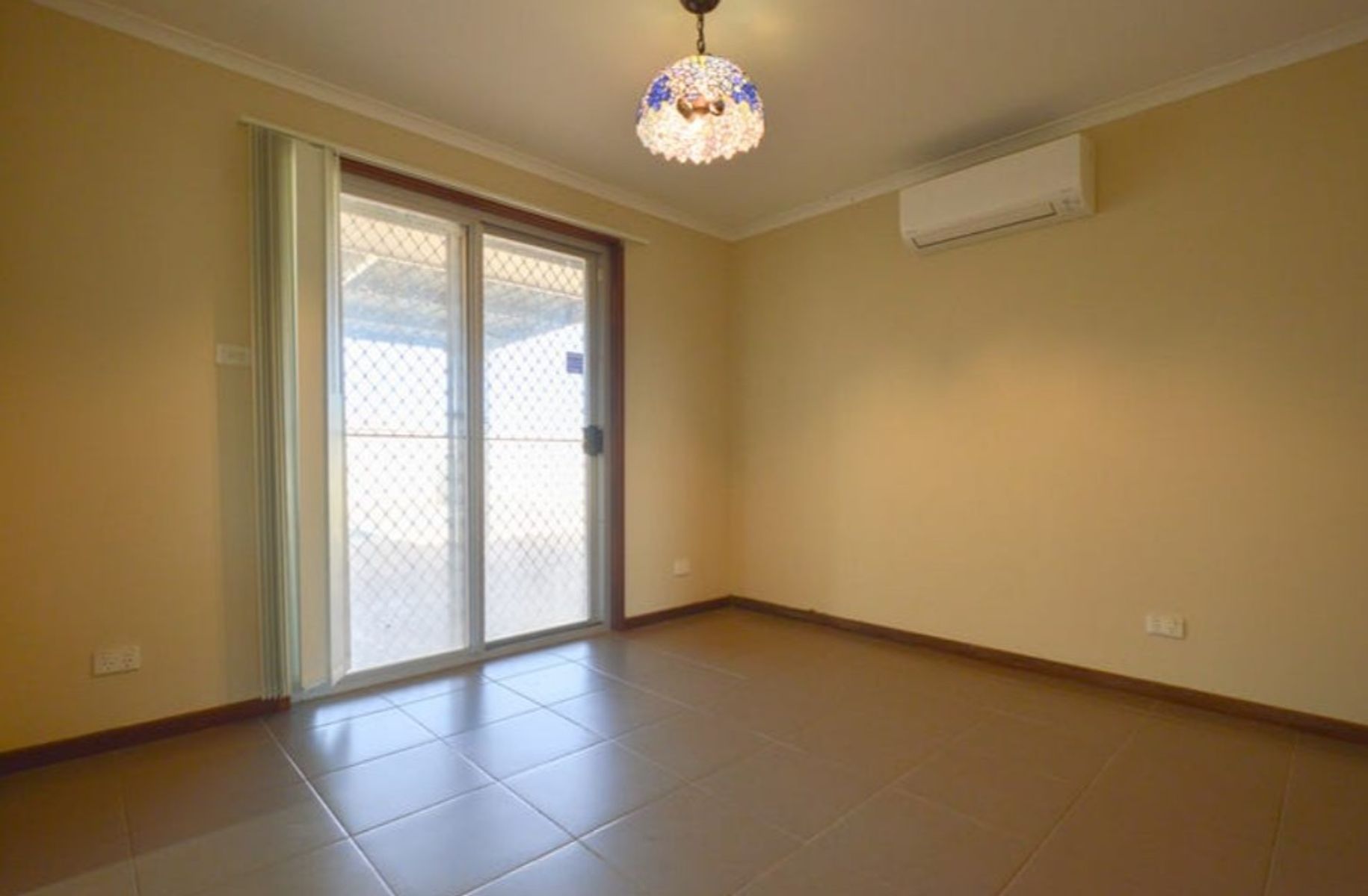 16 Boogalla Crescent, South Hedland WA 6722, South Hedland - Thumbnail 7