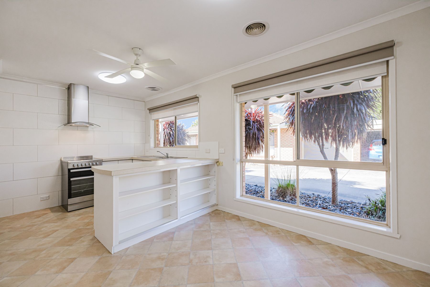 2/26 Simpson Street, Bacchus Marsh VIC 3340, Bacchus Marsh - Thumbnail 3