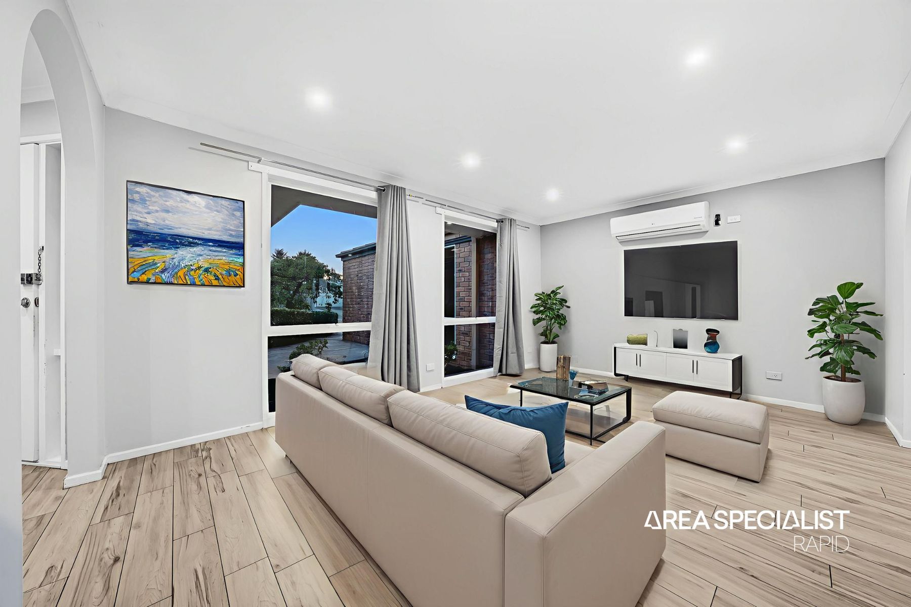 3 Emma Court, Hampton Park, VIC 3976, Hampton Park - Thumbnail 2