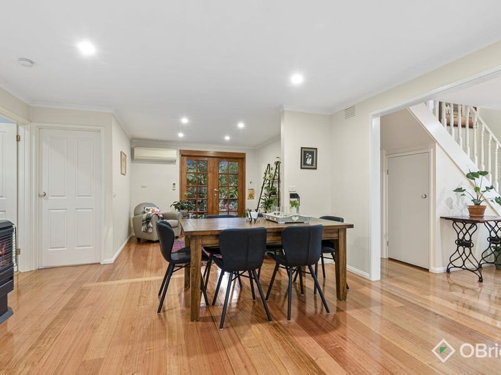 54 John Fawkner Drive, Endeavour Hills, VIC 3802, Endeavour Hills - Thumbnail 3