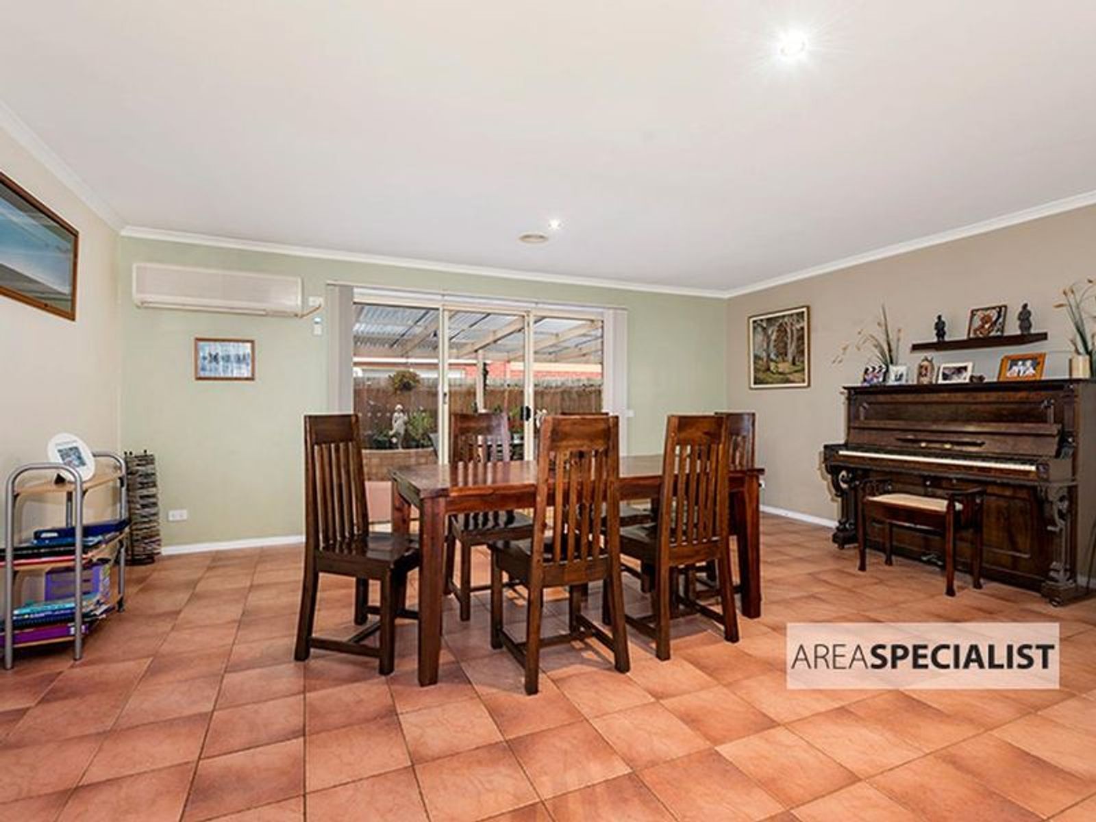 19 Nurten Parade, Aspendale Gardens, VIC 3195, Aspendale Gardens - Thumbnail 4