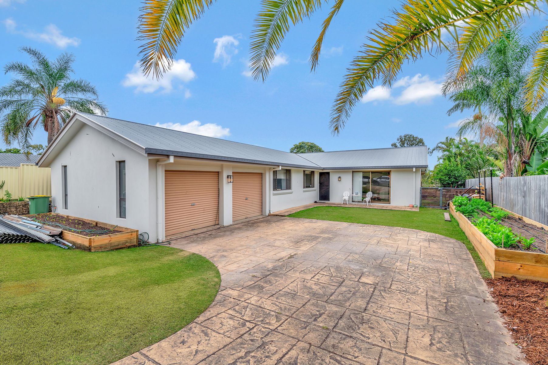 13 Barradine Crescent, Helensvale QLD 4212