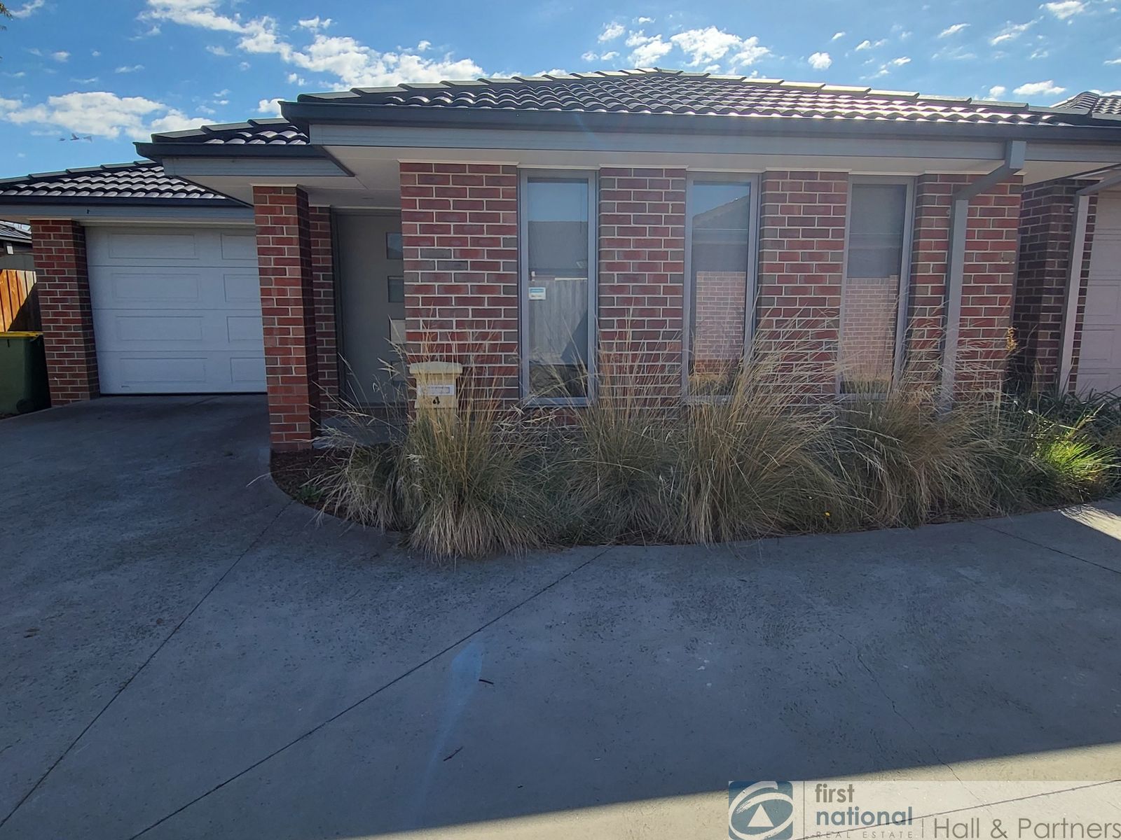 4/7 Osborn Grove, Pakenham VIC 3810