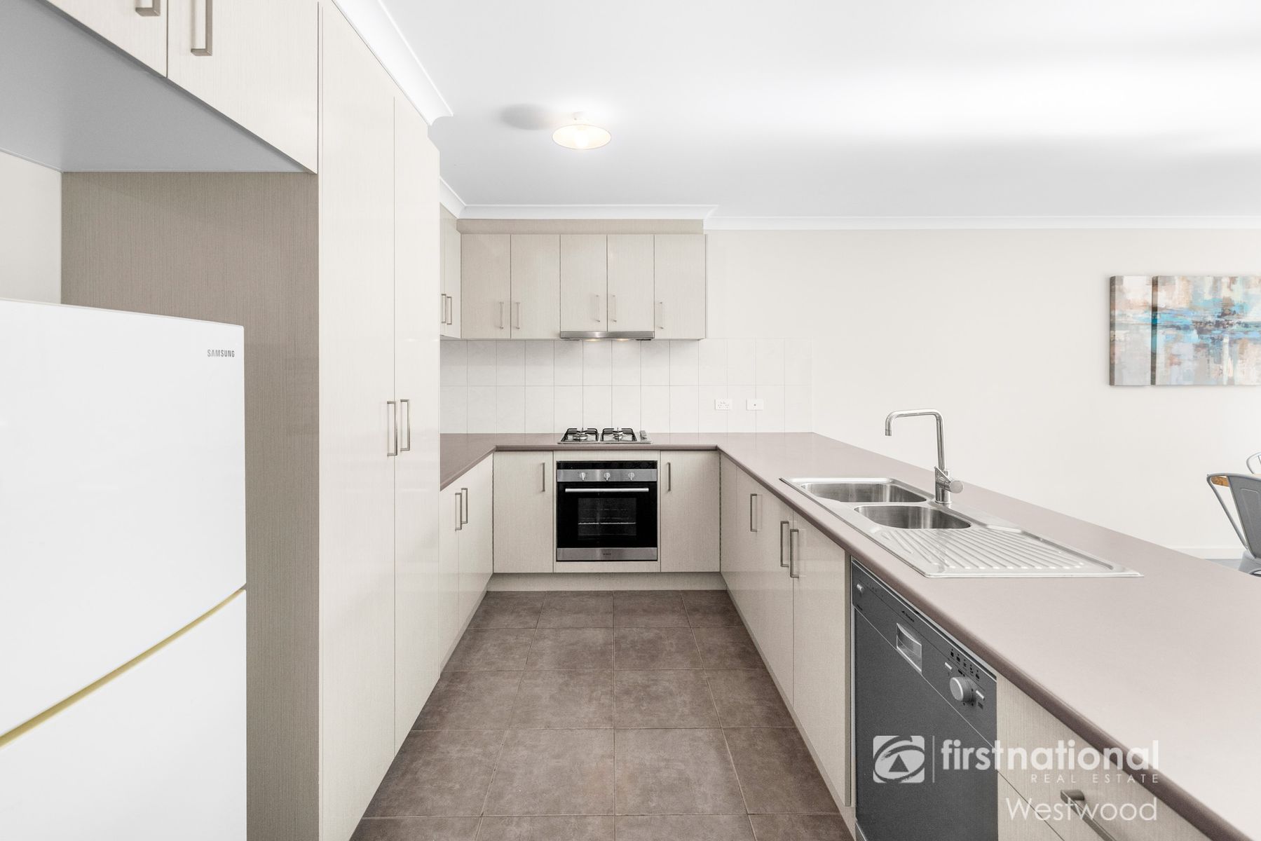 2/59 Tyrone Street, Werribee VIC 3030, Werribee - Thumbnail 2