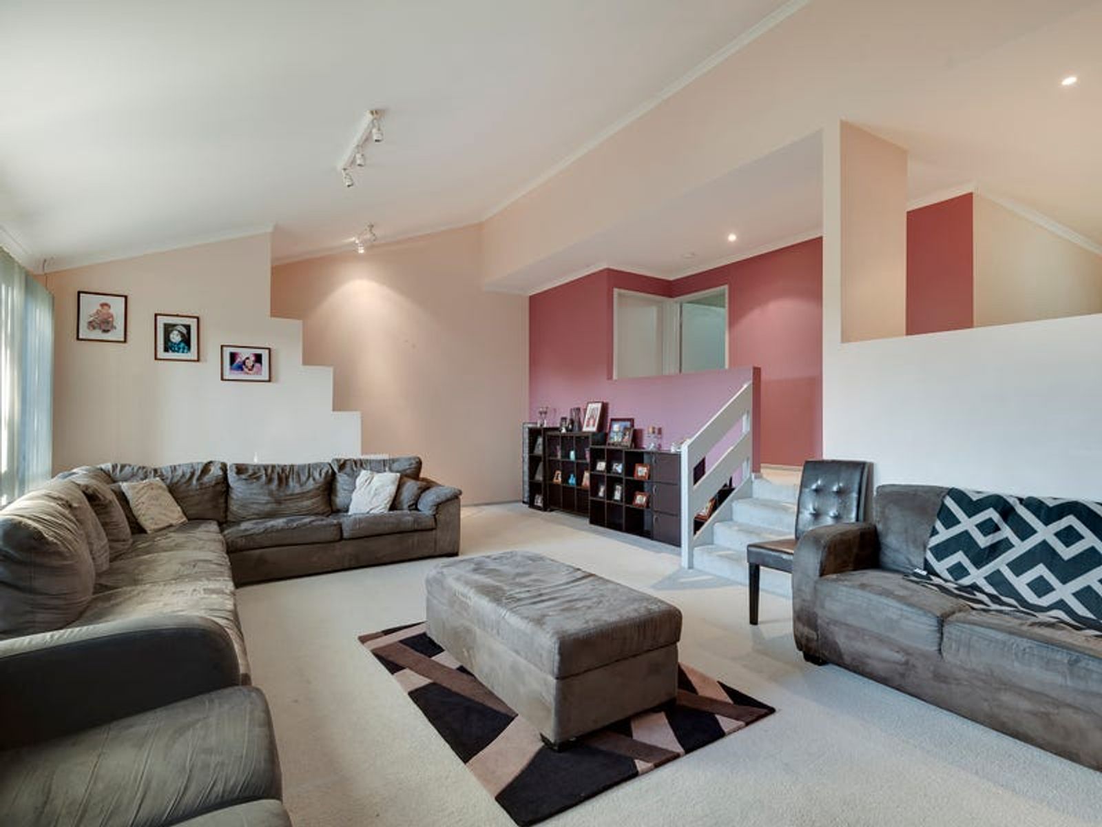 4 McCardle Court, Endeavour Hills, VIC 3802, Endeavour Hills - Thumbnail 3