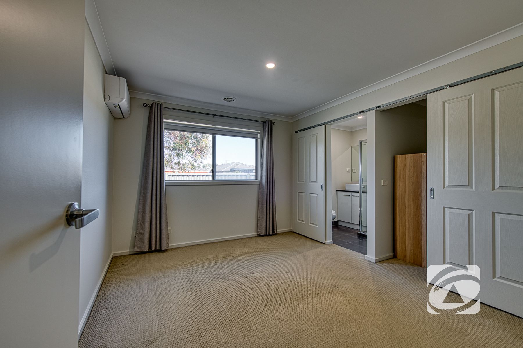 2 Hestia Avenue, Cranbourne West, VIC 3977, Cranbourne West - Thumbnail 6