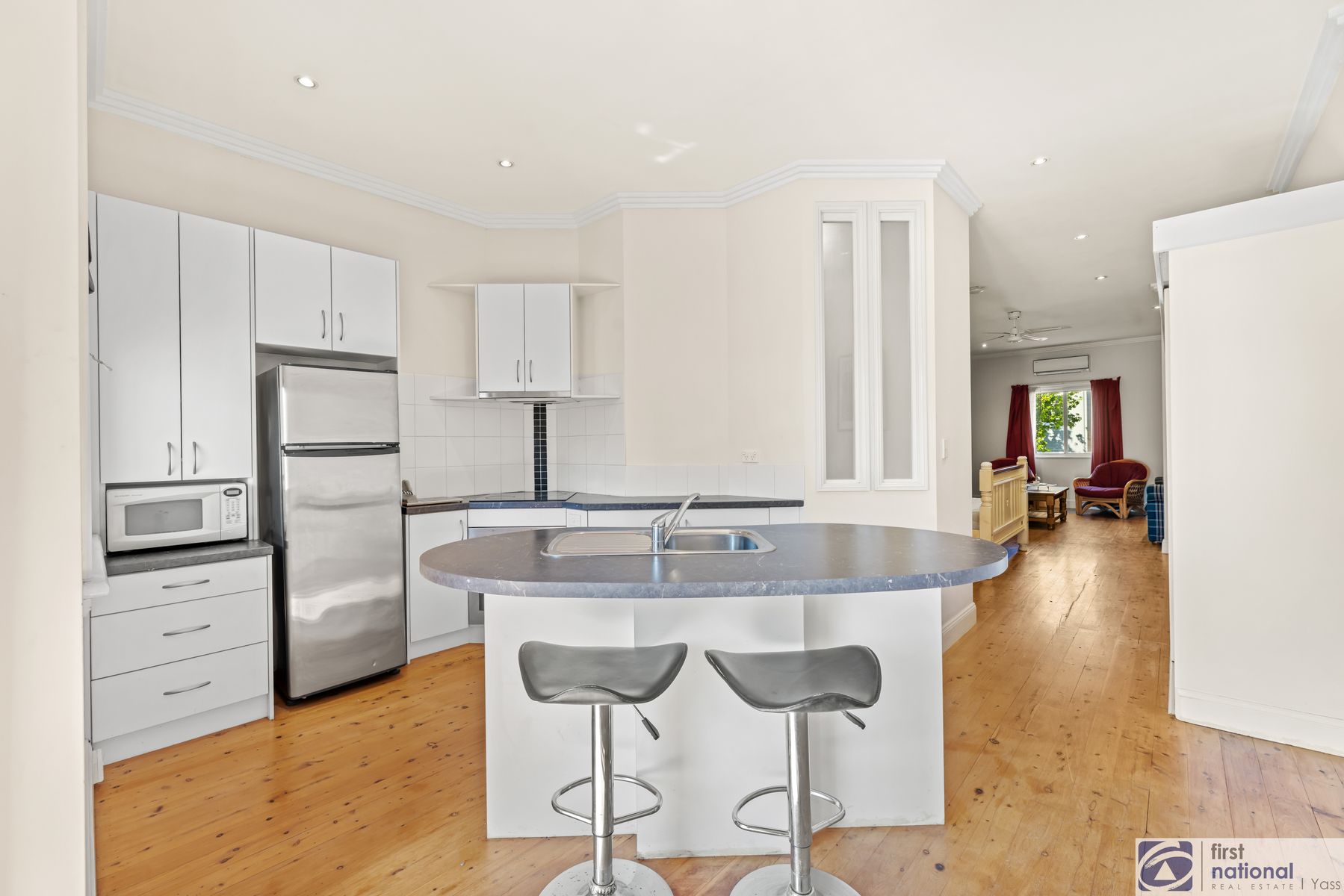 1/166 Comur Street, Yass NSW 2582, Yass - Thumbnail 2
