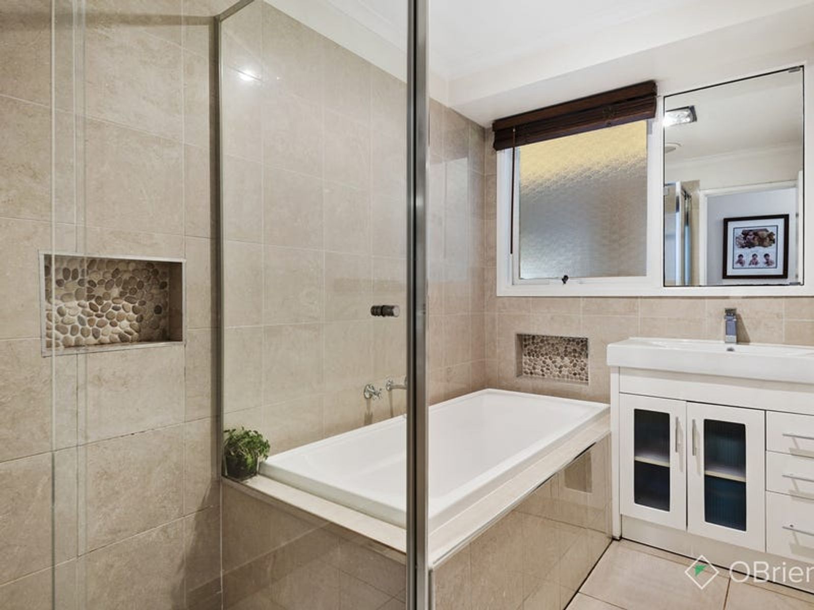 4 Avenel Place, Endeavour Hills, VIC 3802, Endeavour Hills - Thumbnail 7