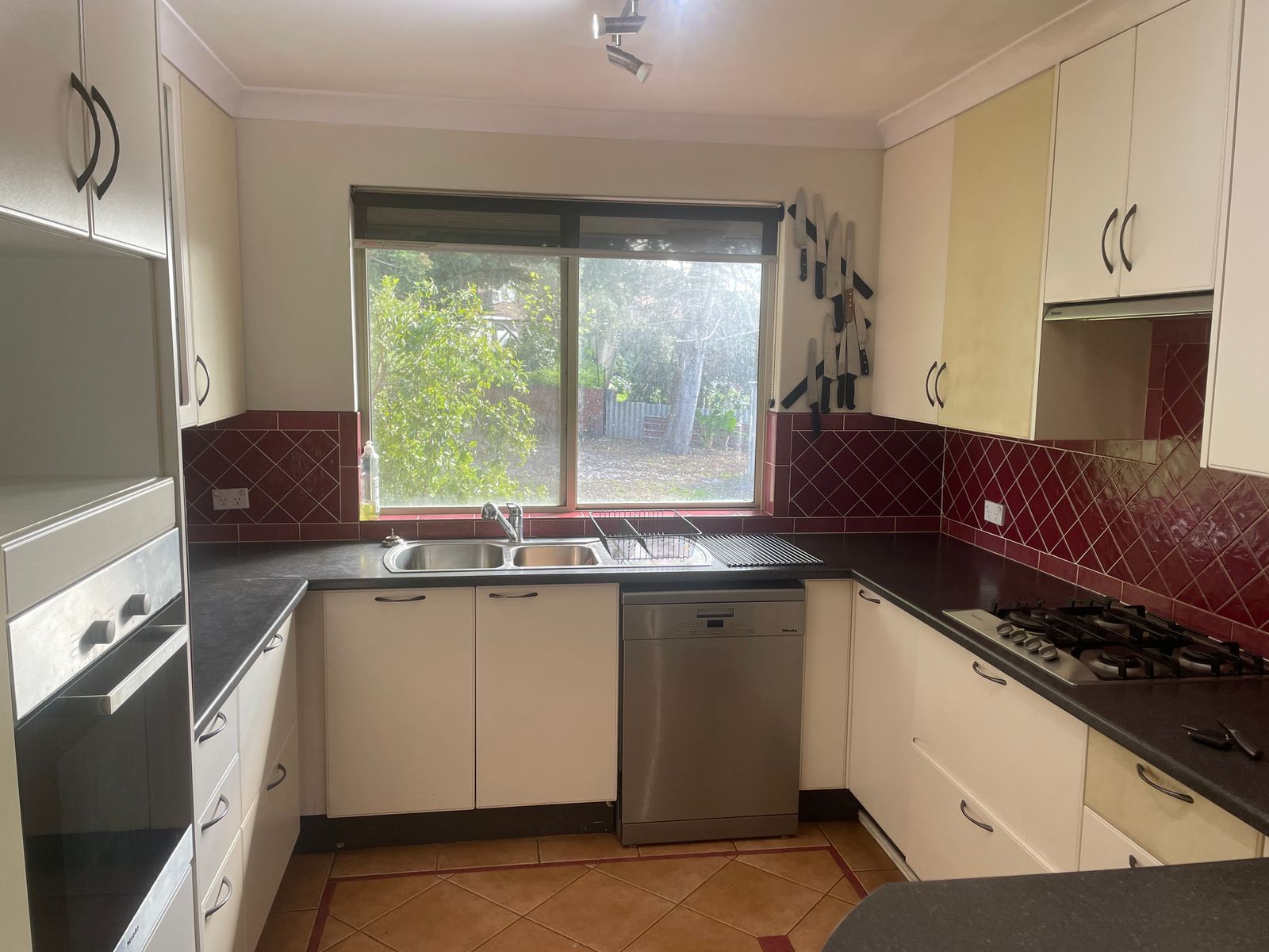 8 BARDLEY ROAD, Spencer Park WA 6330, Spencer Park - Thumbnail 2